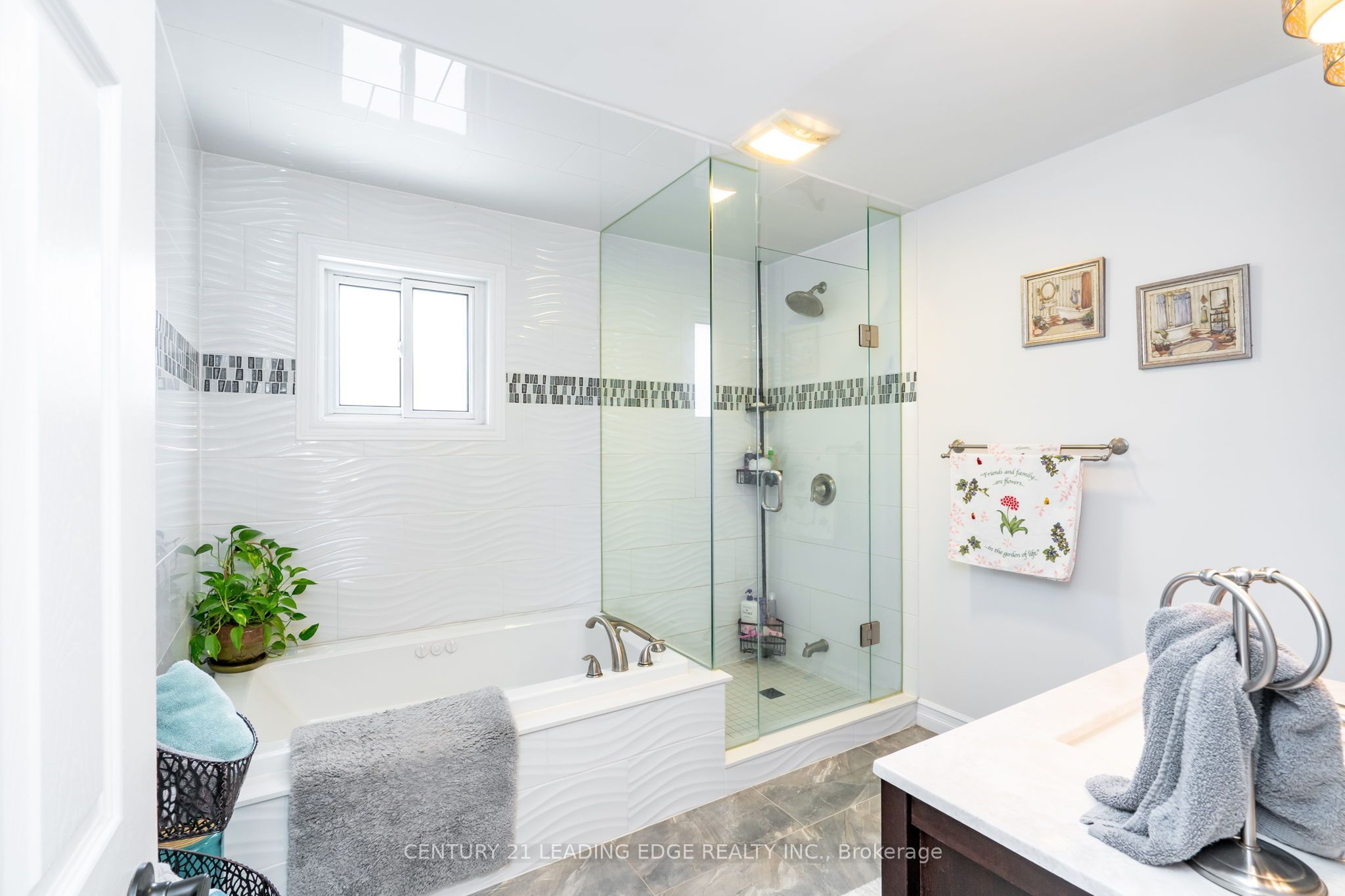 258 Nipigon Street Property Photo 17