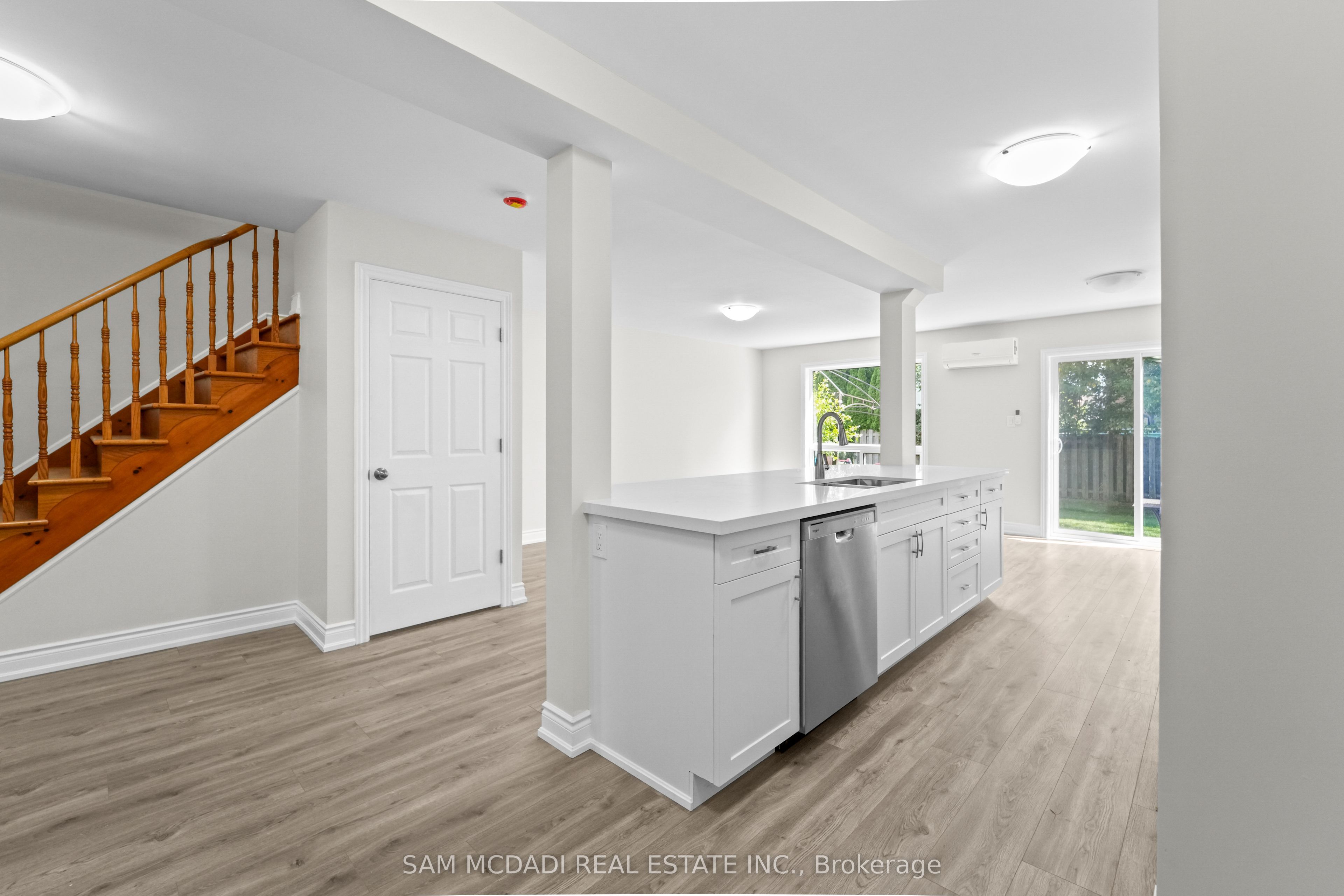 14 Birchfield Drive Property Photo 7