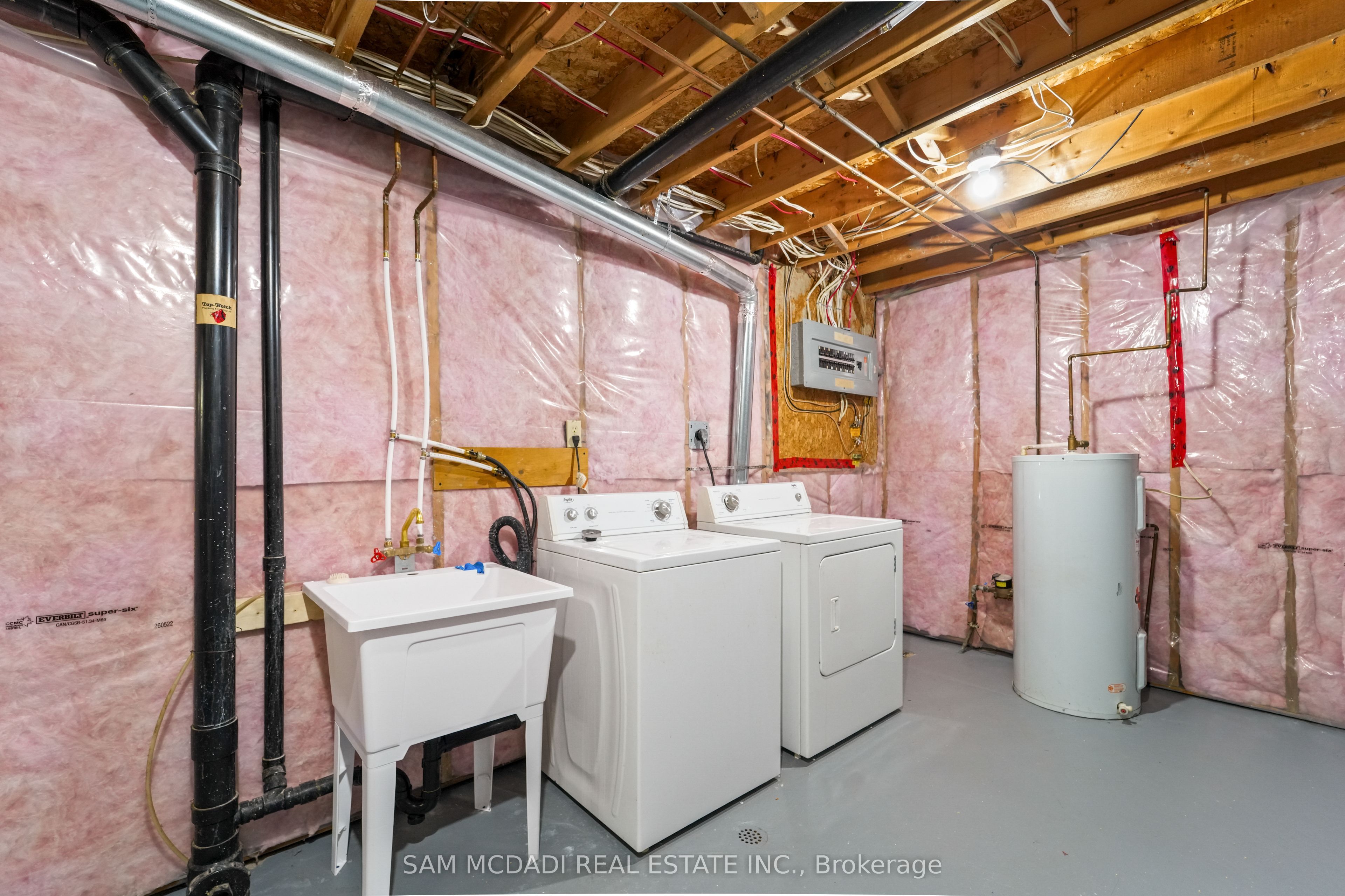 14 Birchfield Drive Property Photo 29