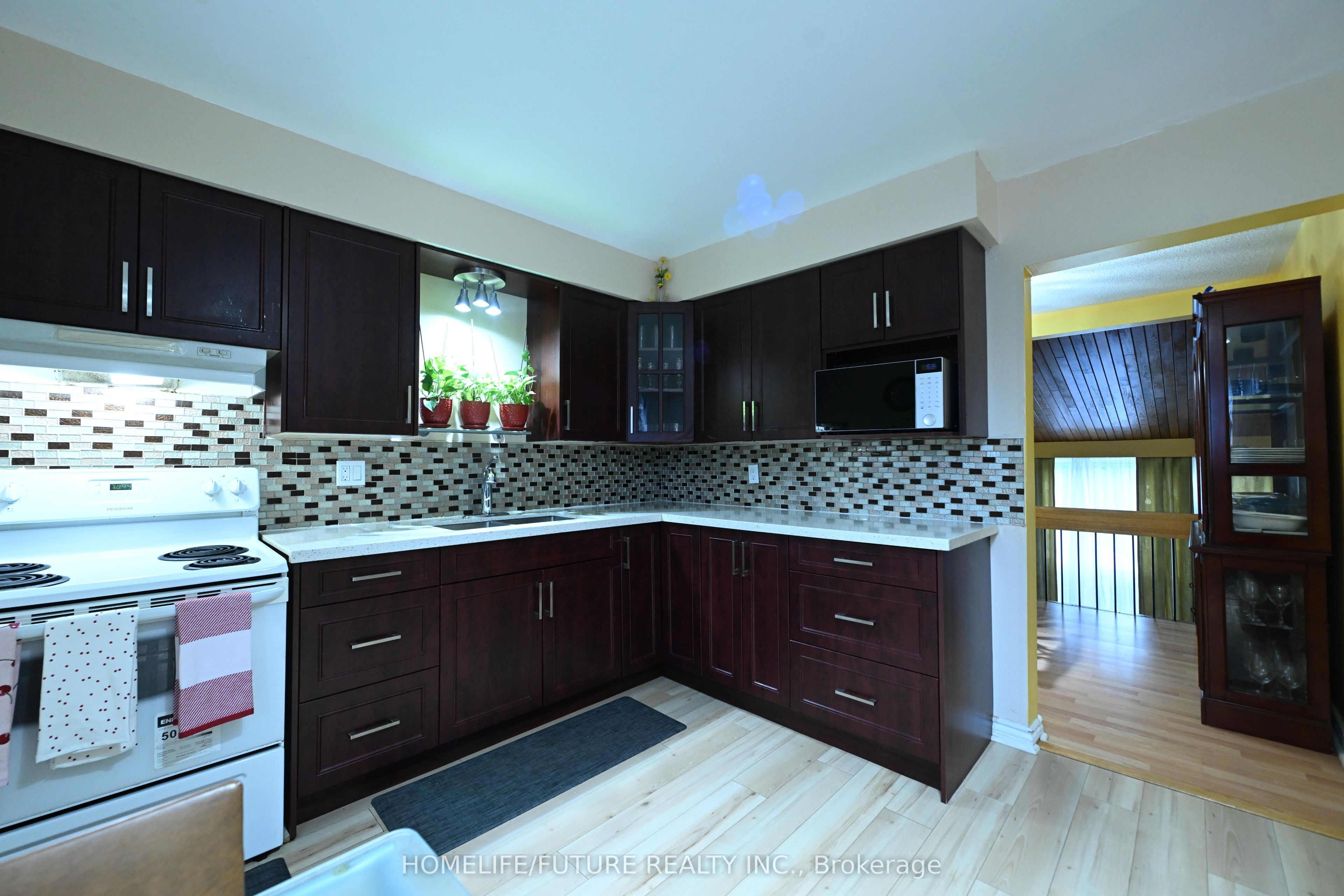 351 Military Trail 15 Property Photo 3