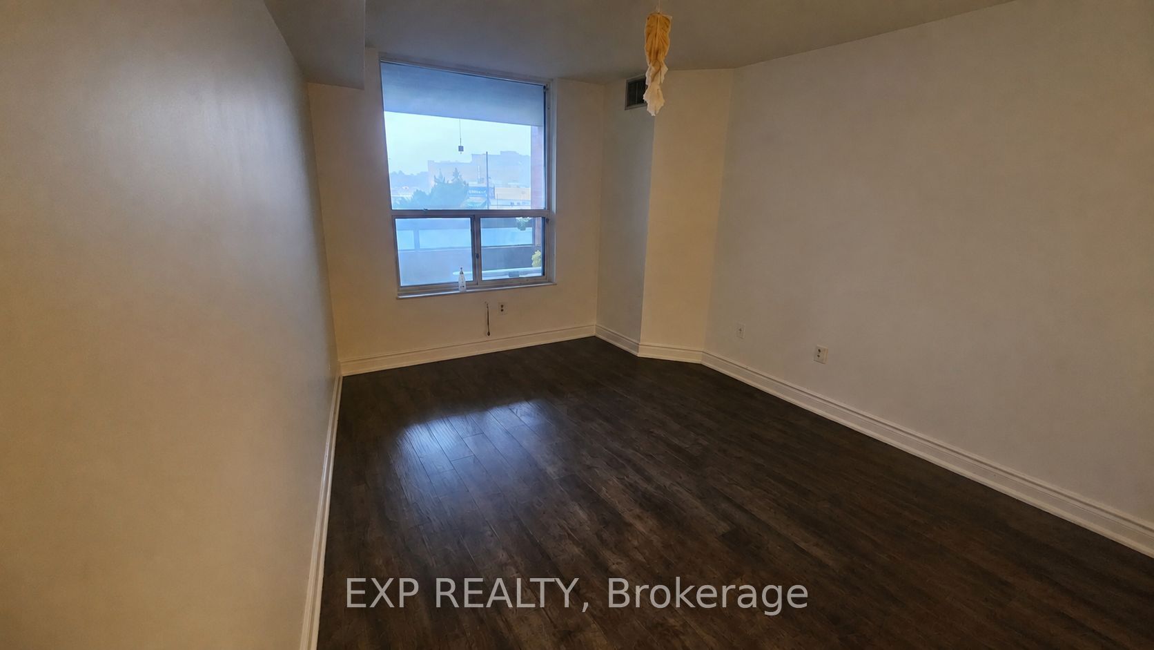 2365 Kennedy Road 407 Property Photo 12