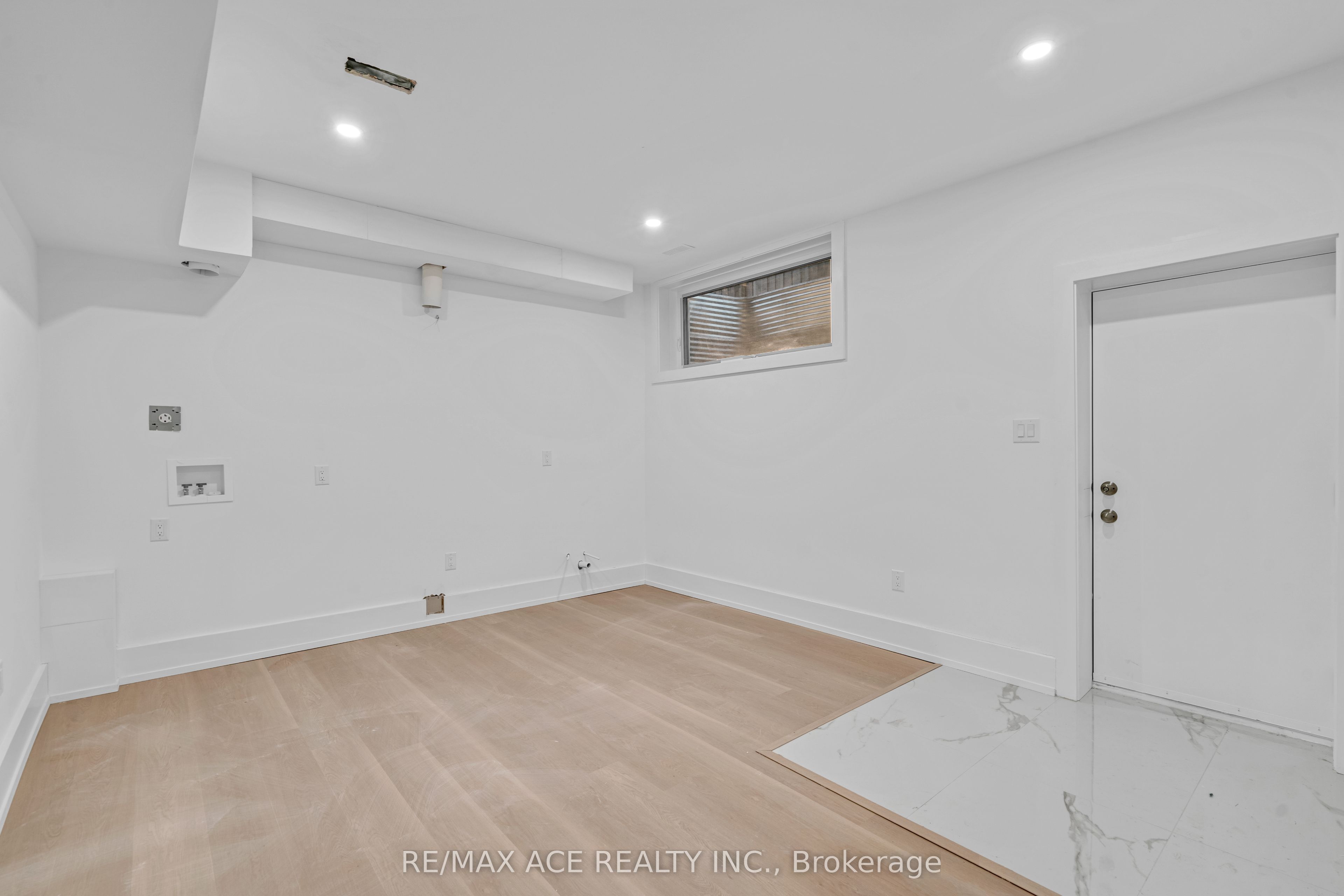 175 Harewood Avenue Property Photo 45