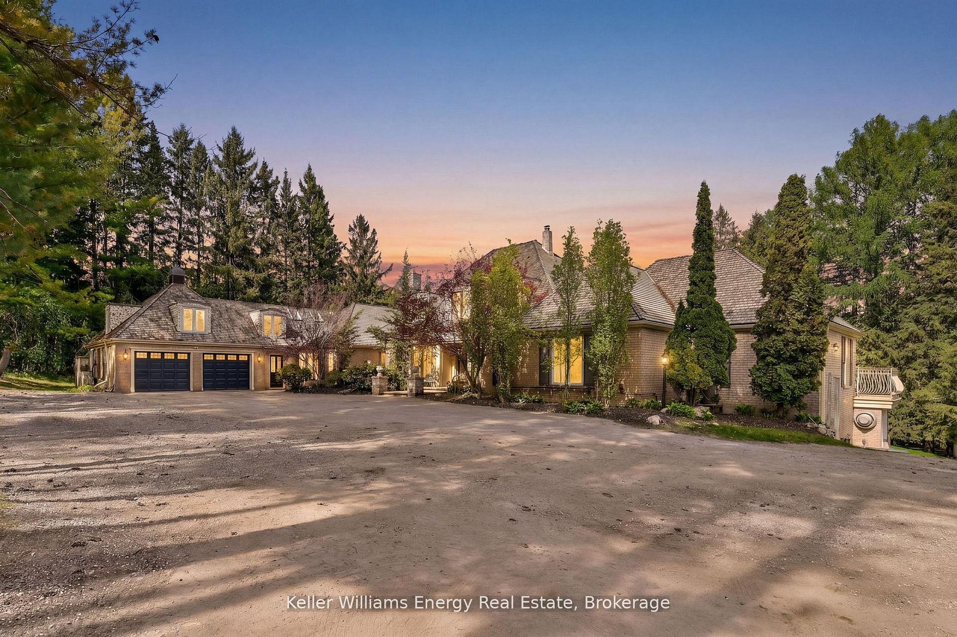 7925 Cedarbrook Trail