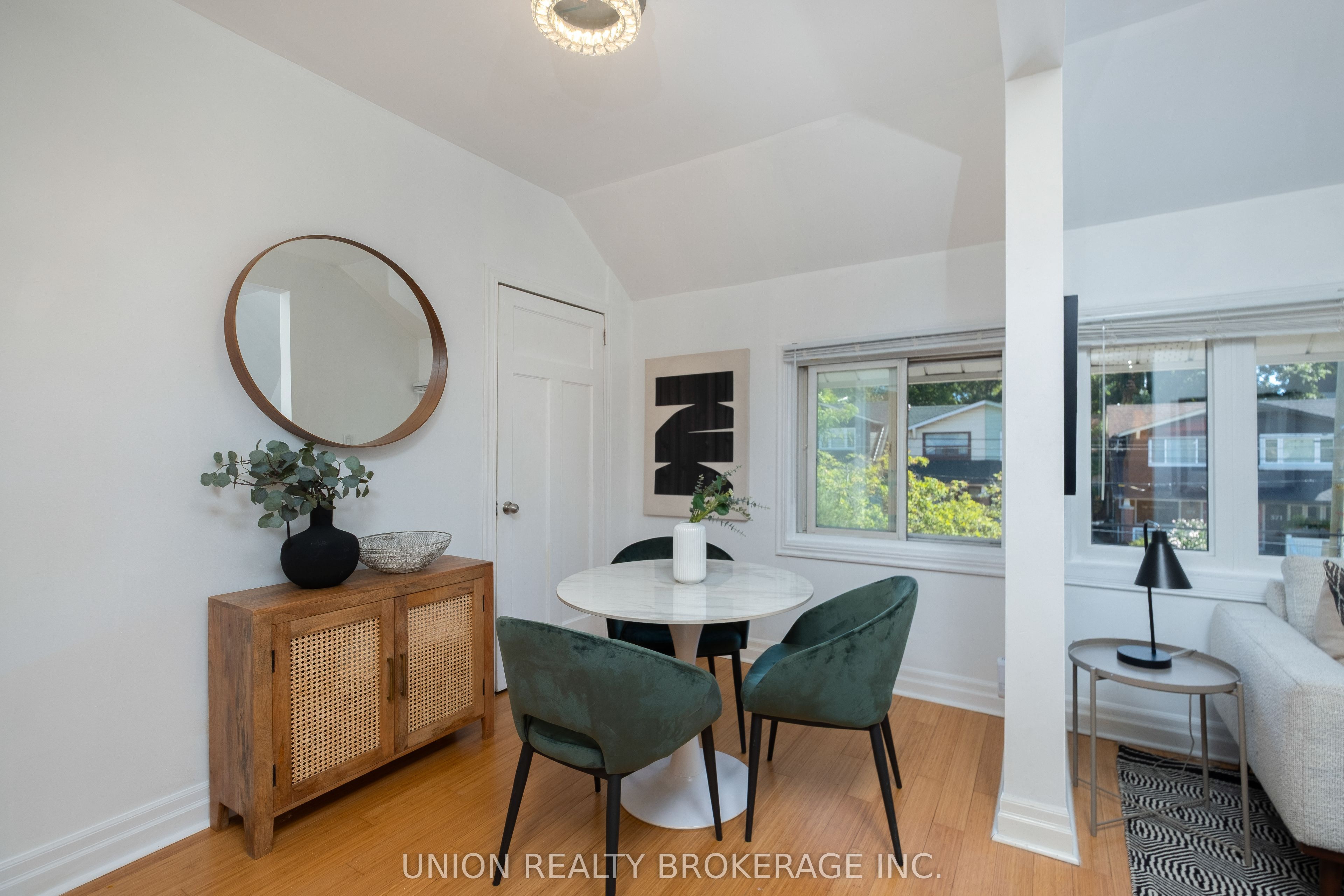 394 Coxwell Avenue Property Photo 5