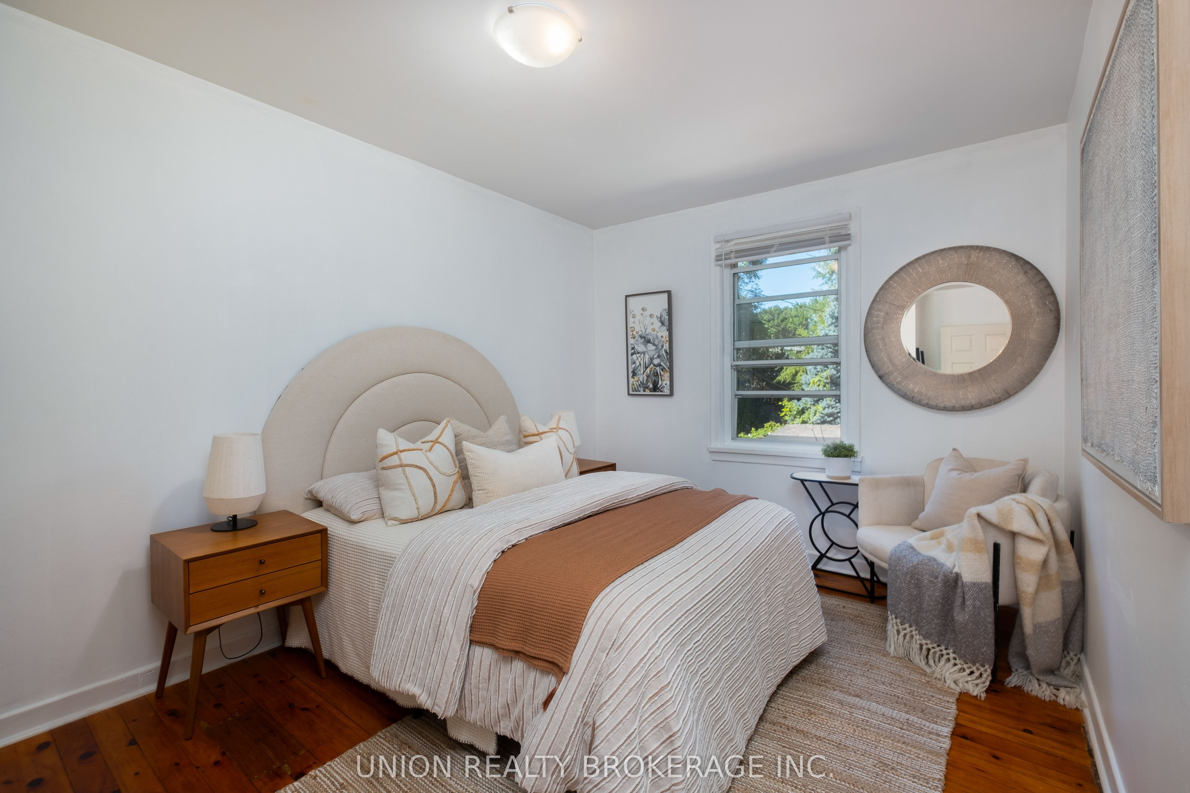 394 Coxwell Avenue Property Photo 13