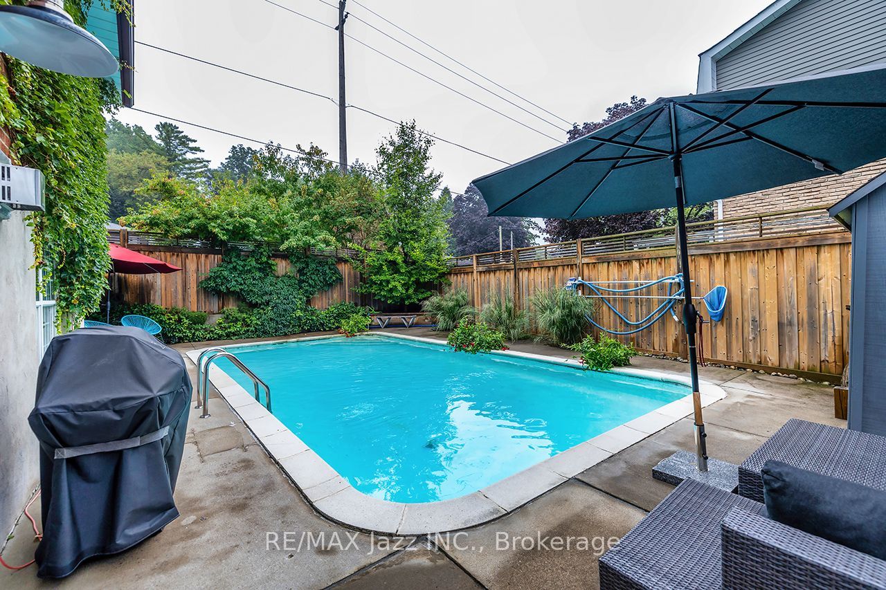 1085 Willowdale Avenue Property Photo 37