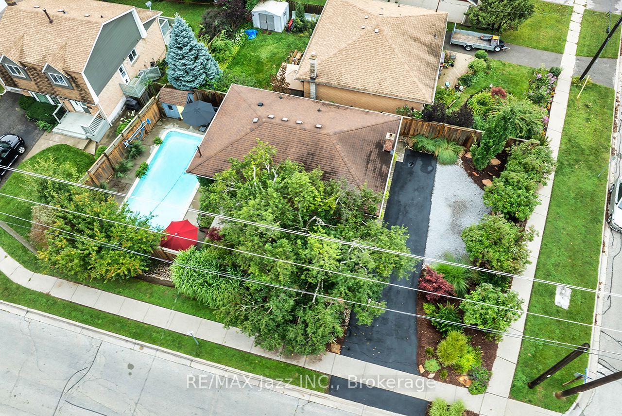 1085 Willowdale Avenue Property Photo 47