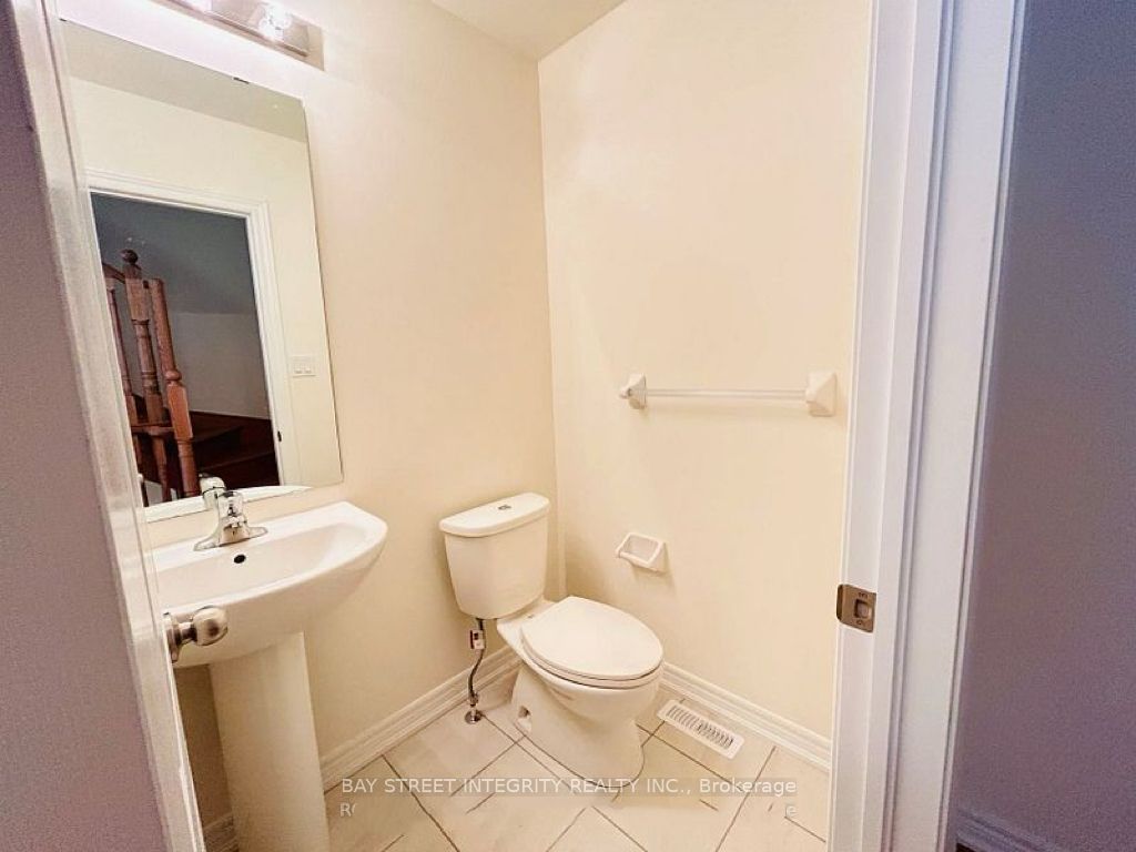 514 Littlewood Lane Property Photo 3