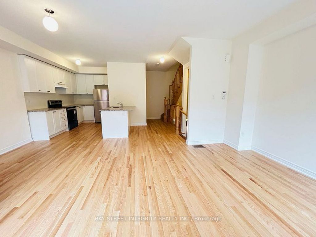 514 Littlewood Lane Property Photo 9