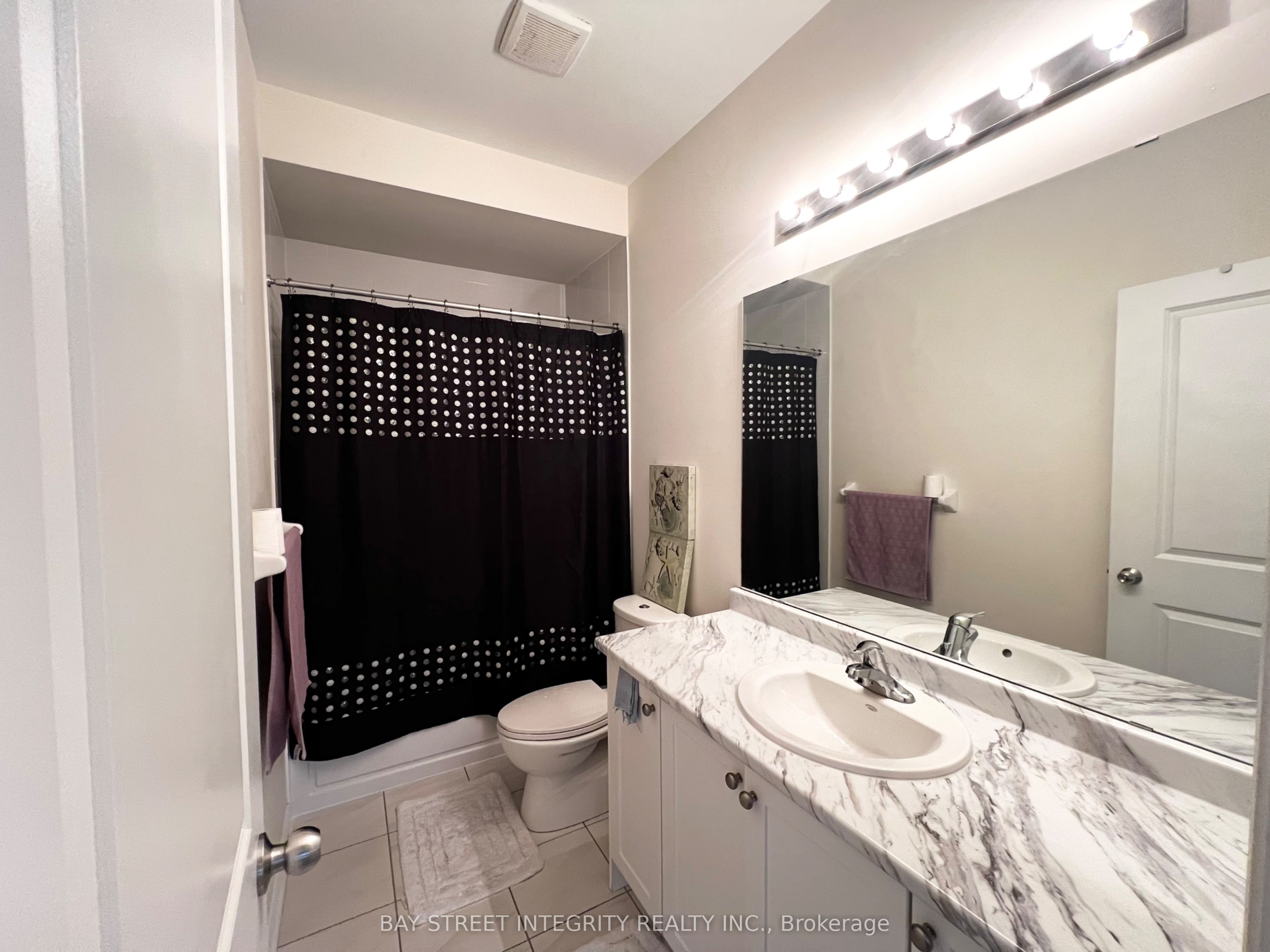 514 Littlewood Lane Property Photo 11