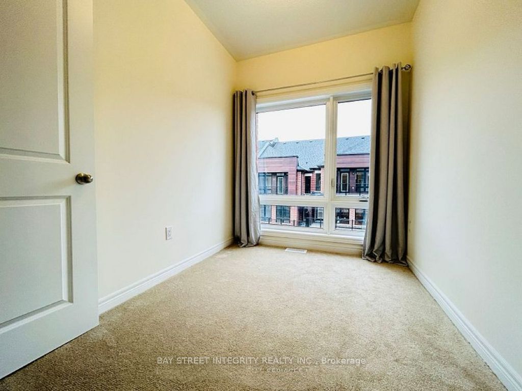 514 Littlewood Lane Property Photo 13