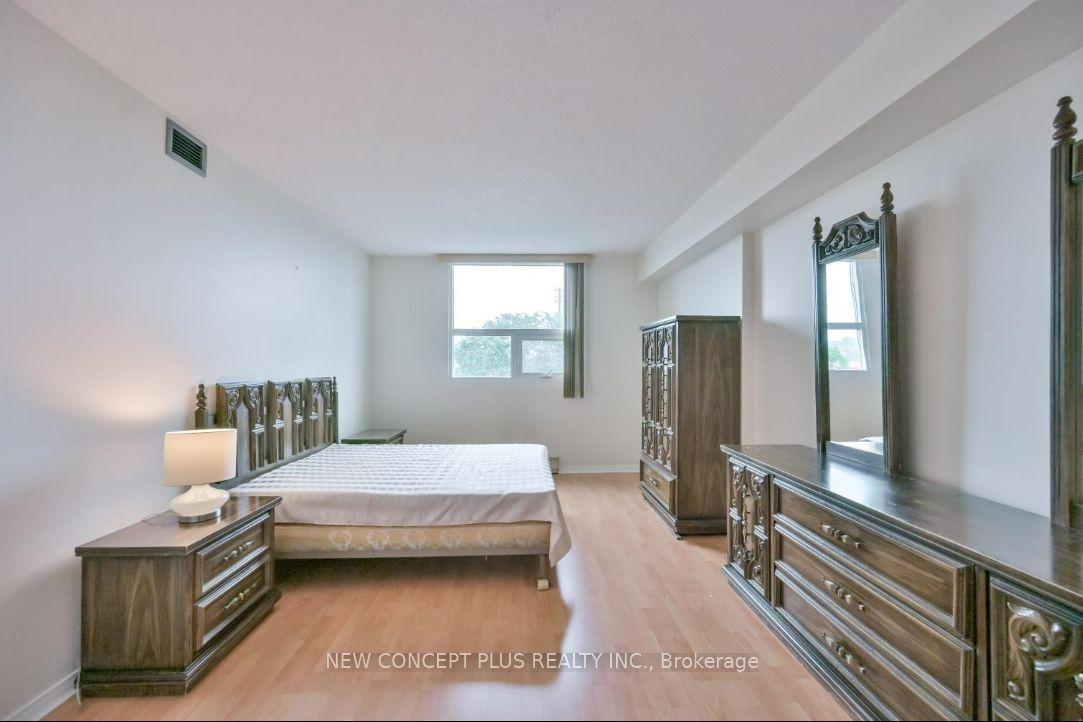 2 Westney Road N 301 Property Photo 27