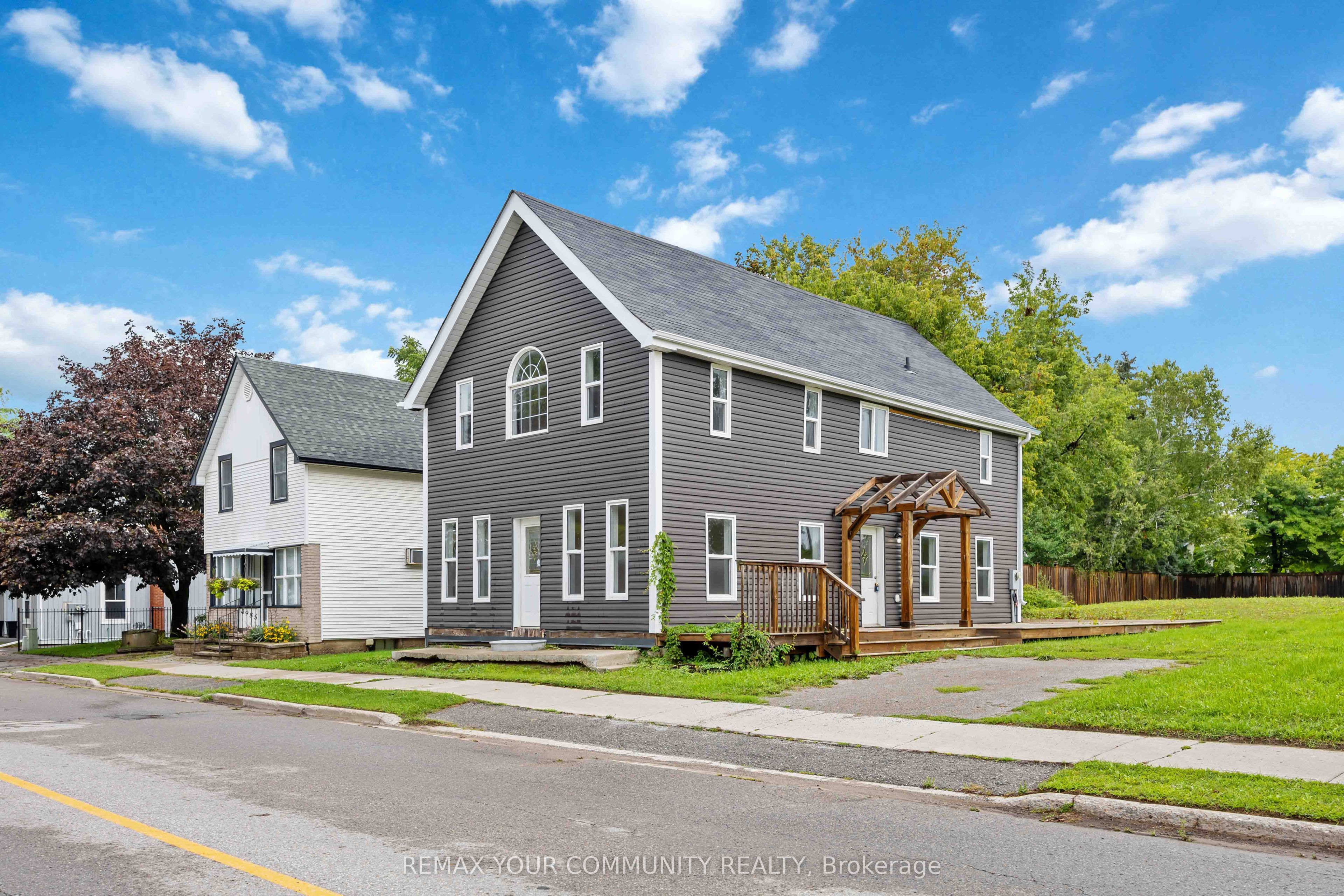 4973 Old Brock Road Property Photo 1