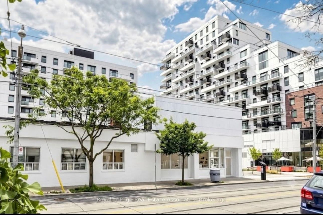 1597 Queen Street E Property Photo 2