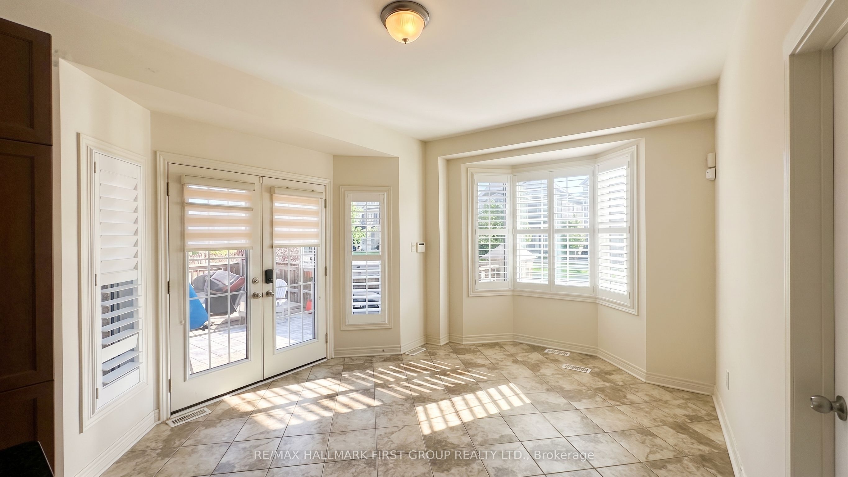40 Crellin (first Floor) Street Property Photo 4