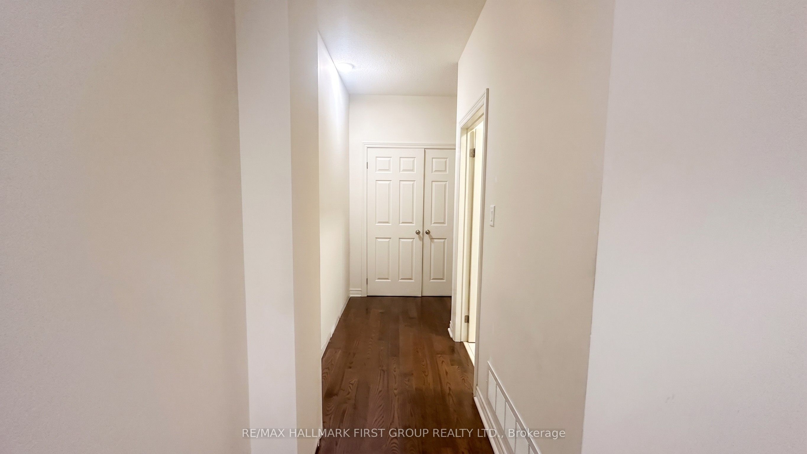 40 Crellin (first Floor) Street Property Photo 18