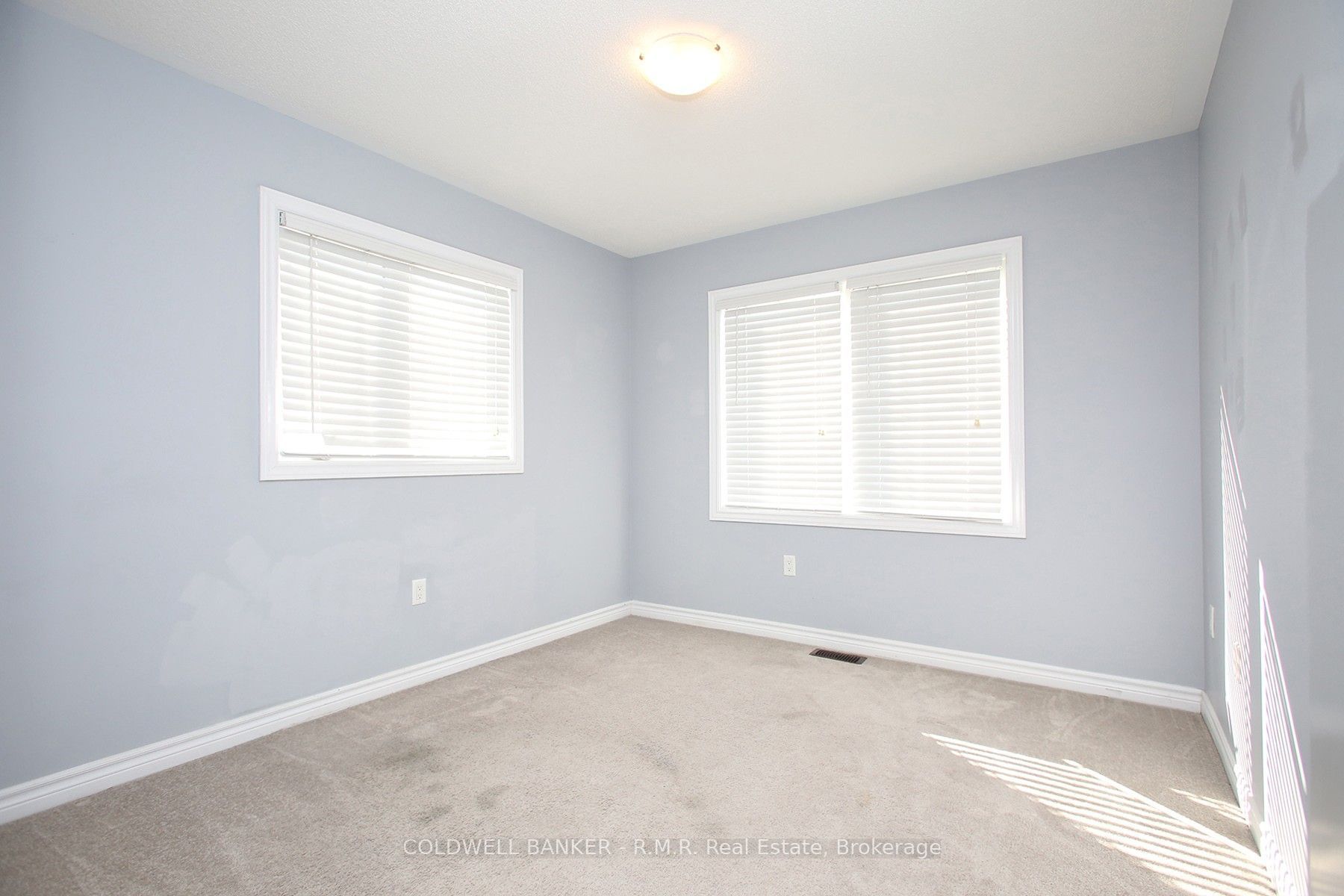 30 Moses Crescent Property Photo 20