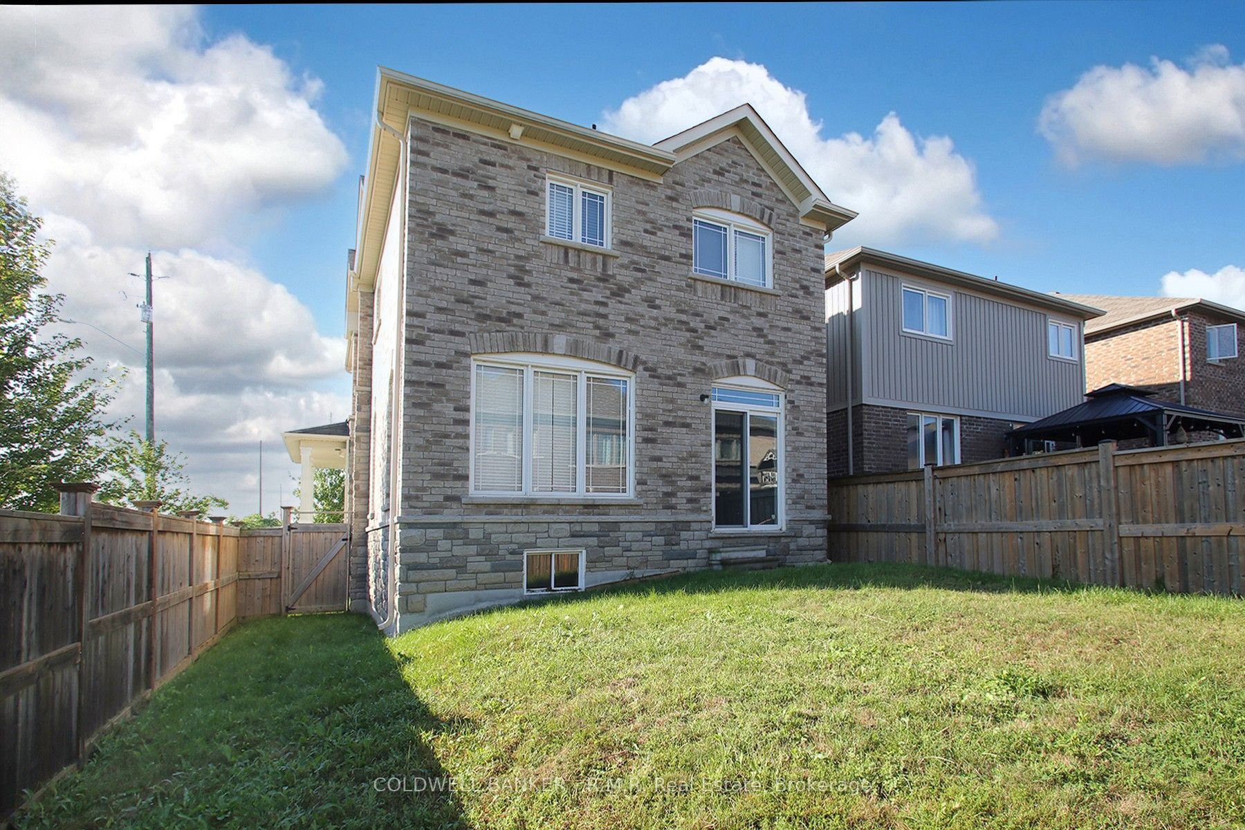 30 Moses Crescent Property Photo 25