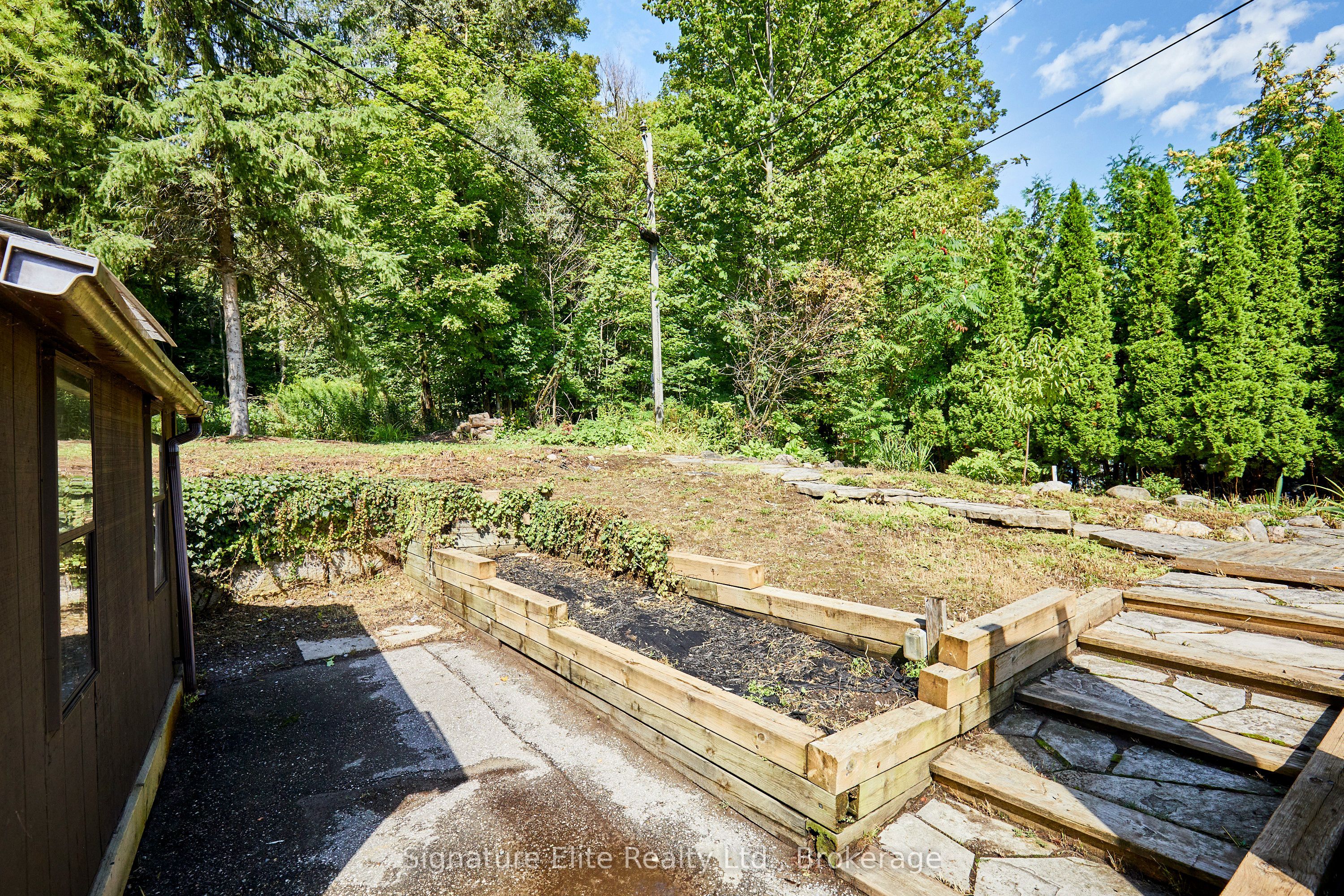 56 Pine Point Lane Property Photo 37