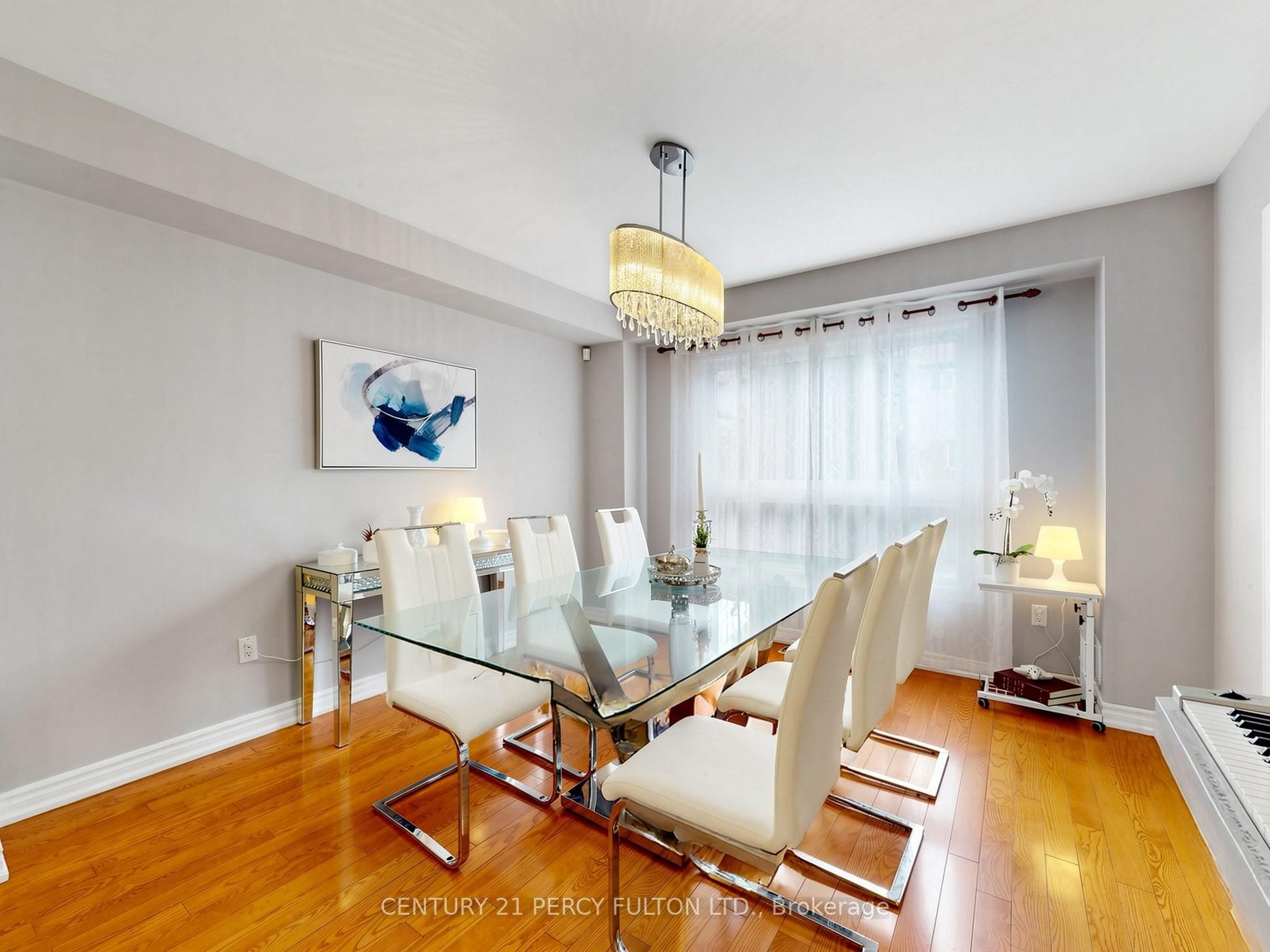 2052 Blue Ridge Crescent Property Photo 7