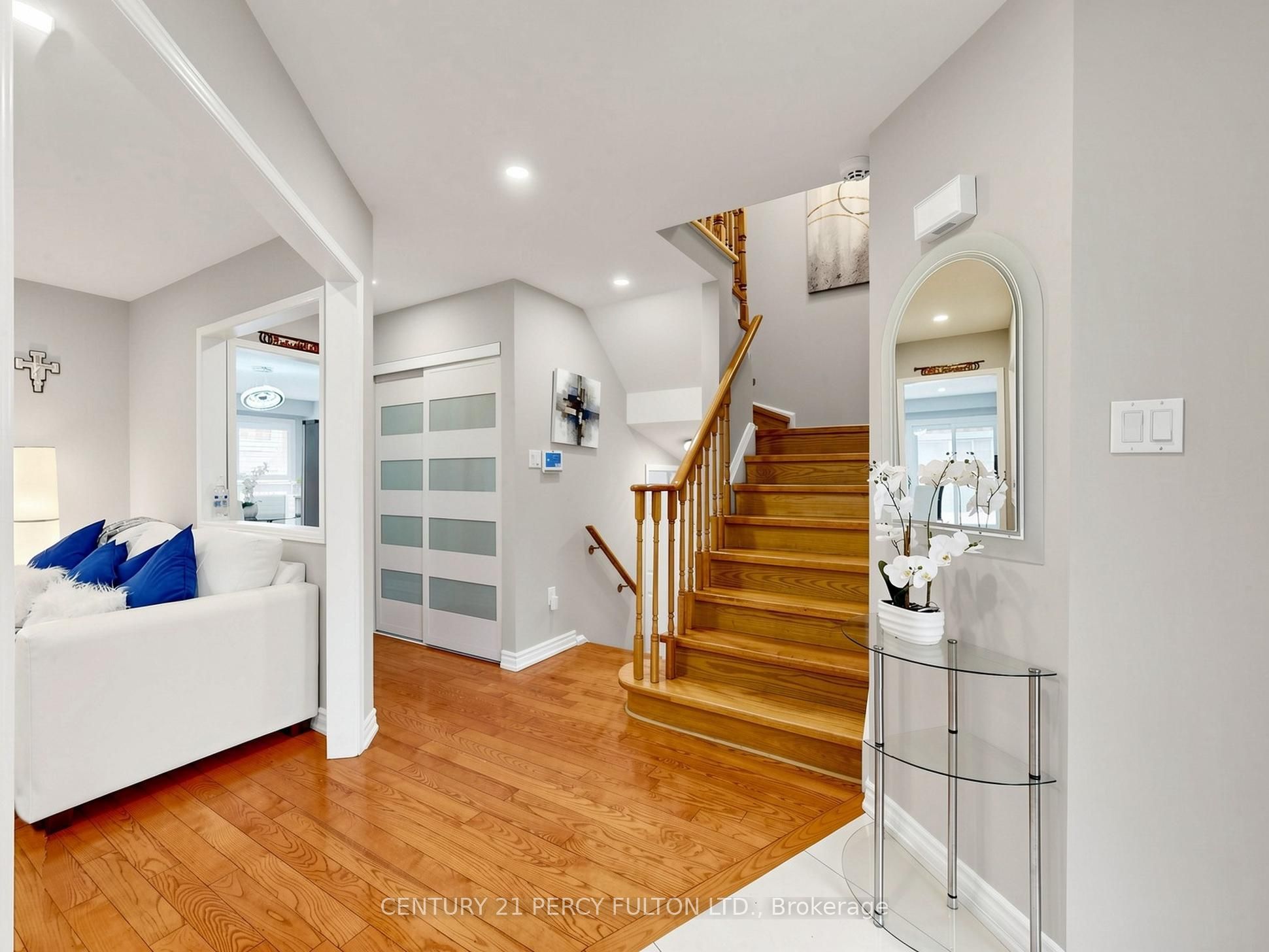 2052 Blue Ridge Crescent Property Photo 15