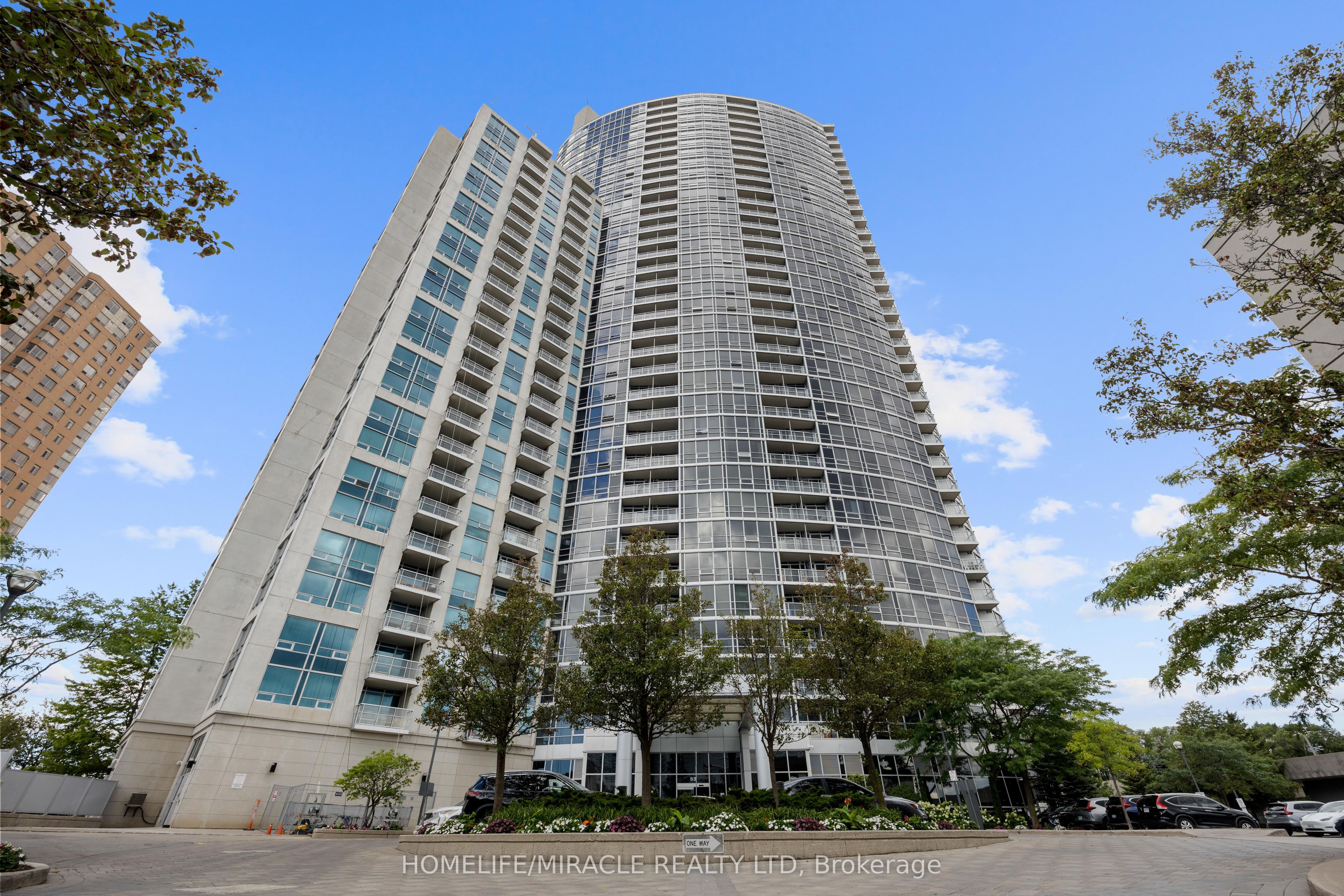 83 Borough Drive 410 Property Photo 1