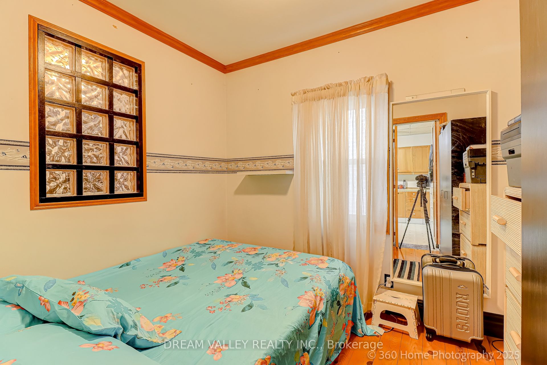 96 Laurel Avenue Property Photo 13