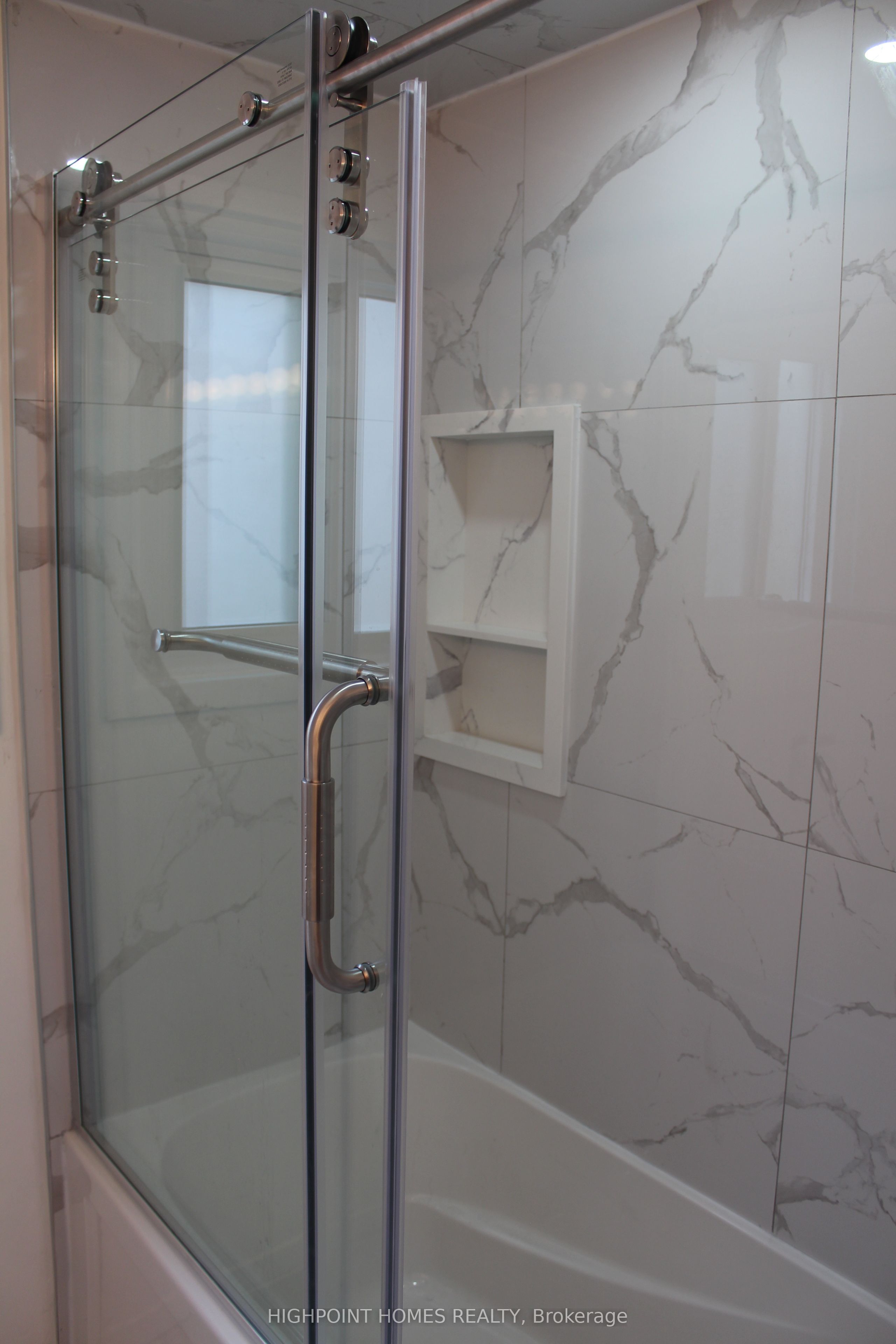522 Powell Road Property Photo 1