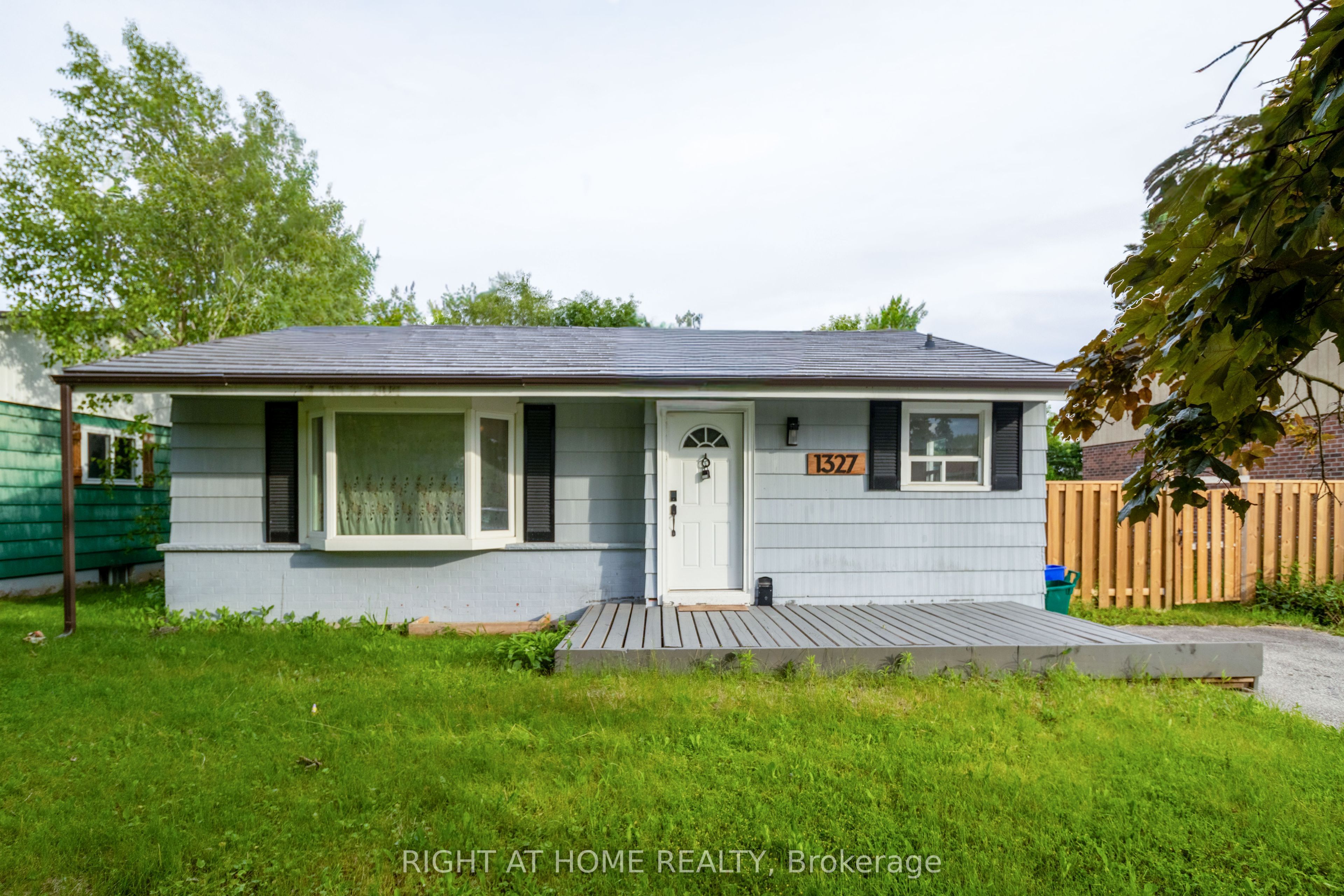 1327 Commerce Street Property Photo 1