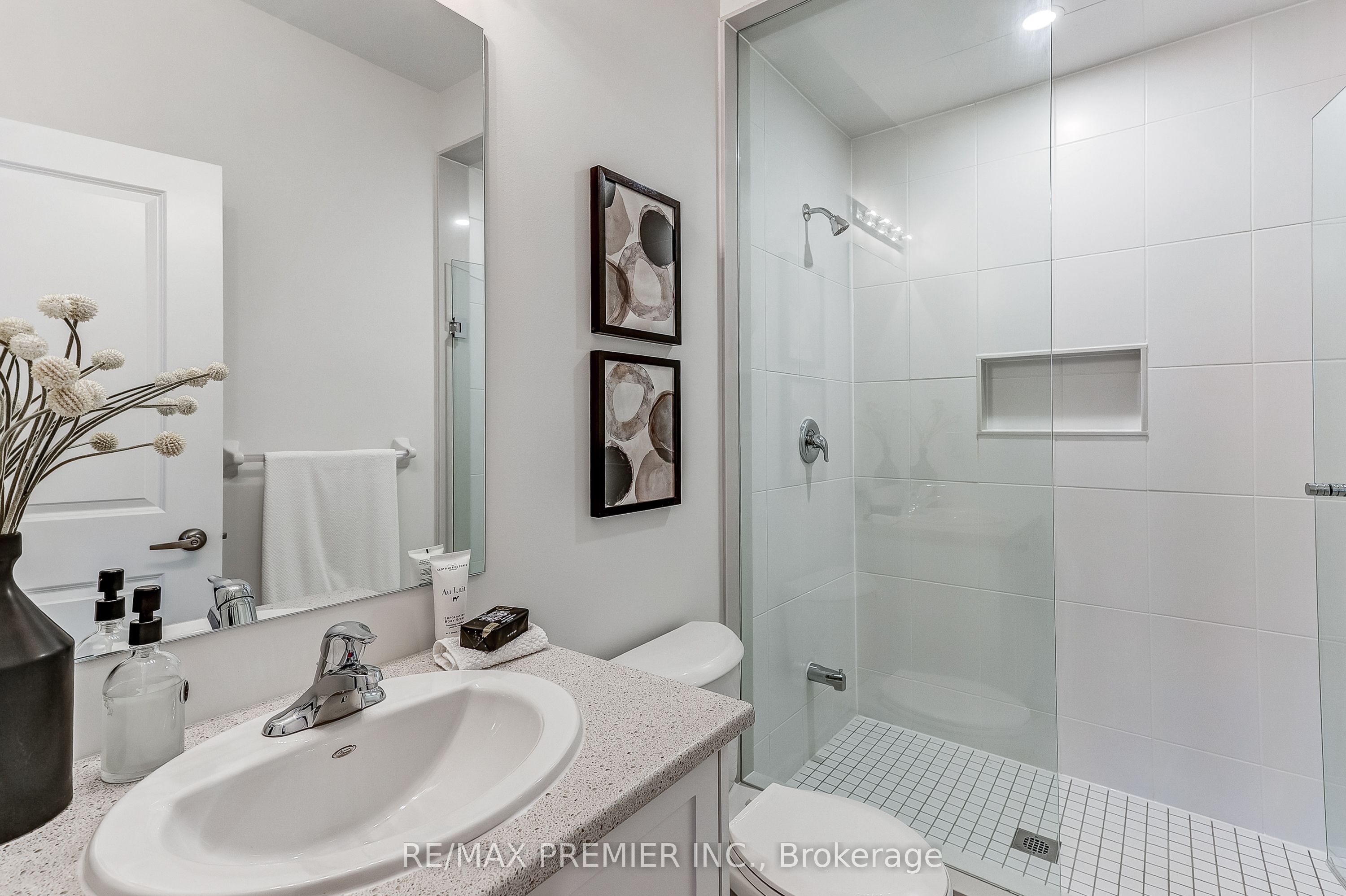 1228 Elizabeth Mackenzie Drive Property Photo 49