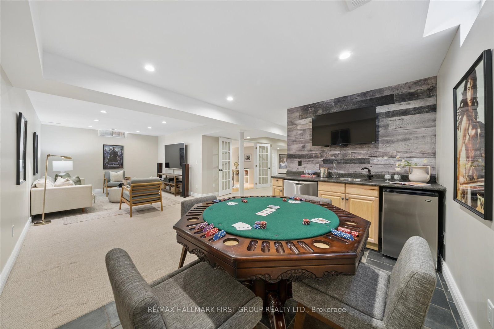 9 Pebblebrook Crescent Property Photo 30