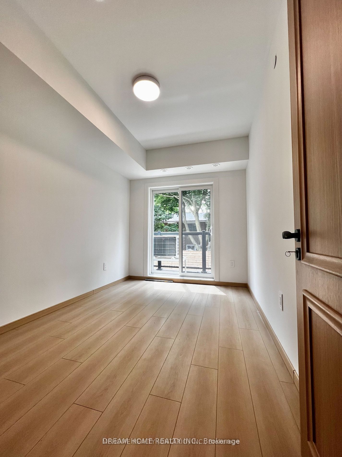 3425 Sheppard Avenue E C3-207 Property Photo 10