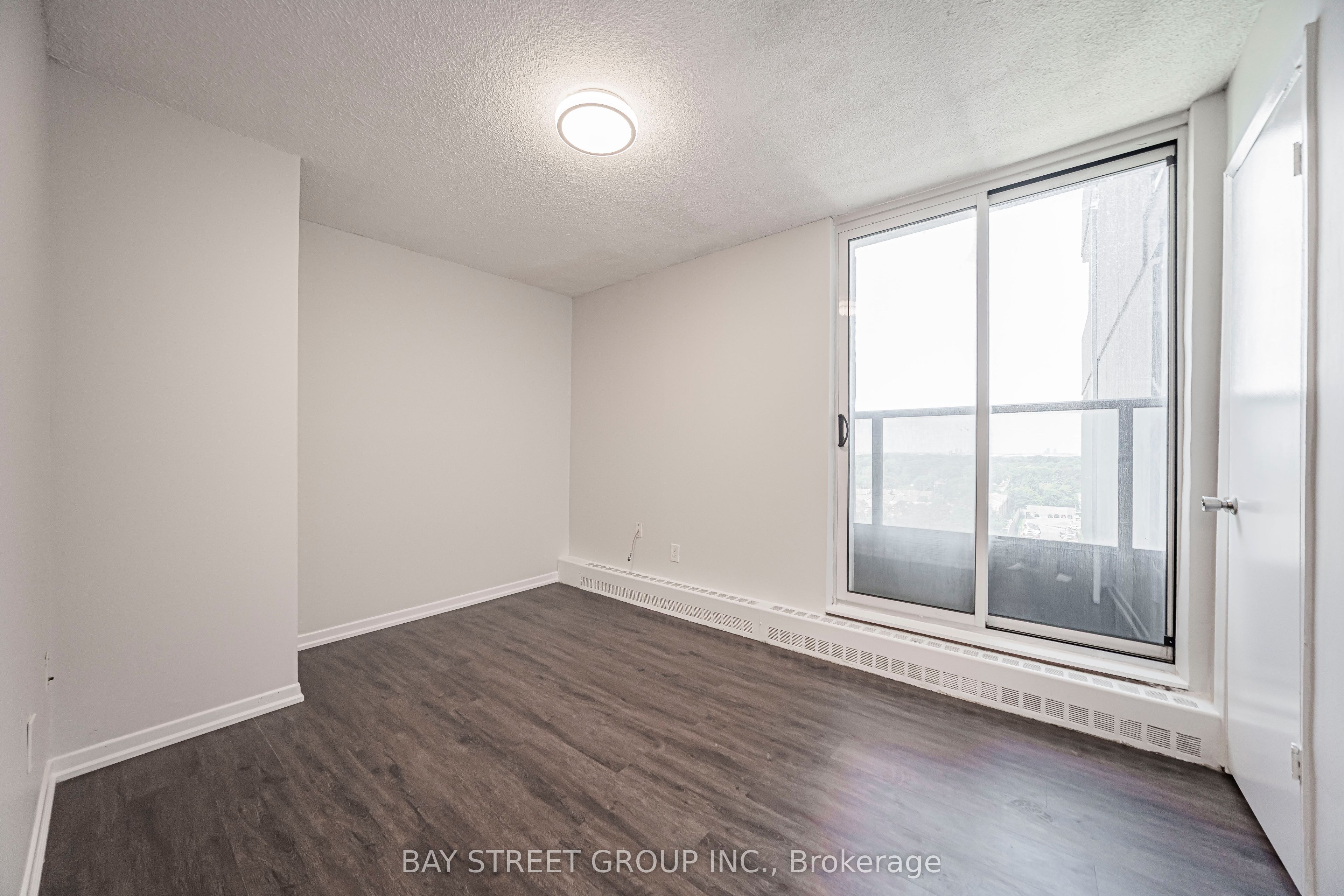4101 Sheppard Avenue E 1401 Property Photo 17