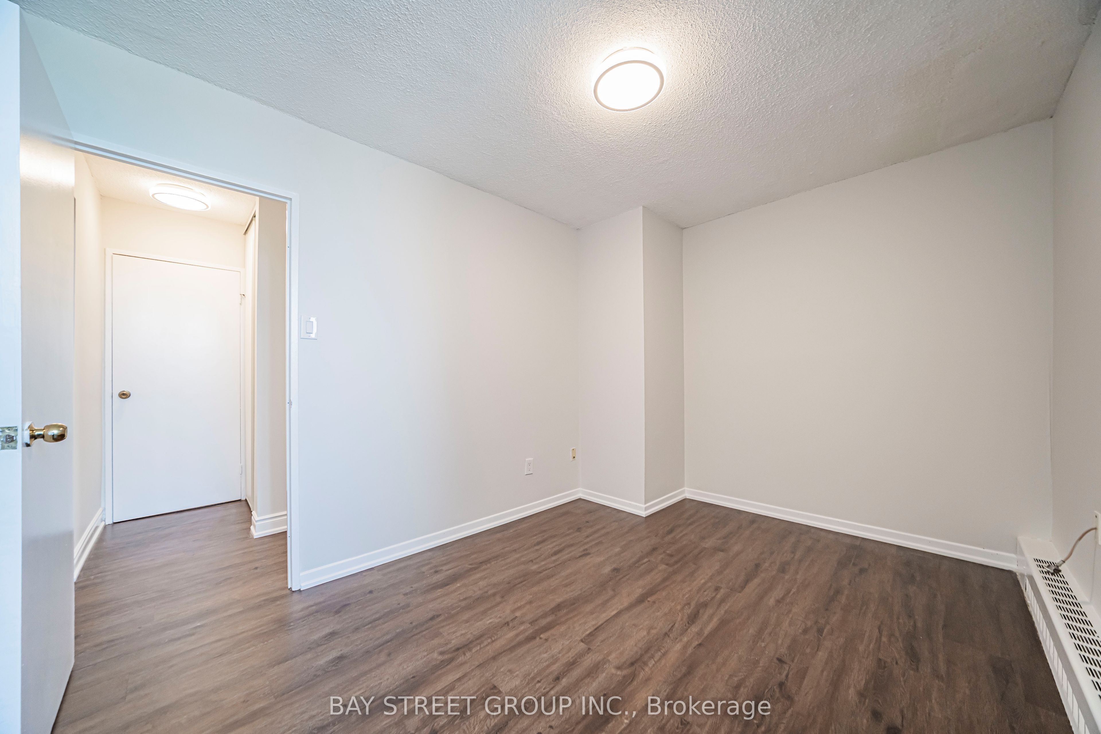 4101 Sheppard Avenue E 1401 Property Photo 18