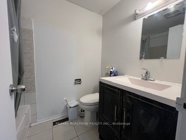 47 Horseley Hill Drive Upper Property Photo 9