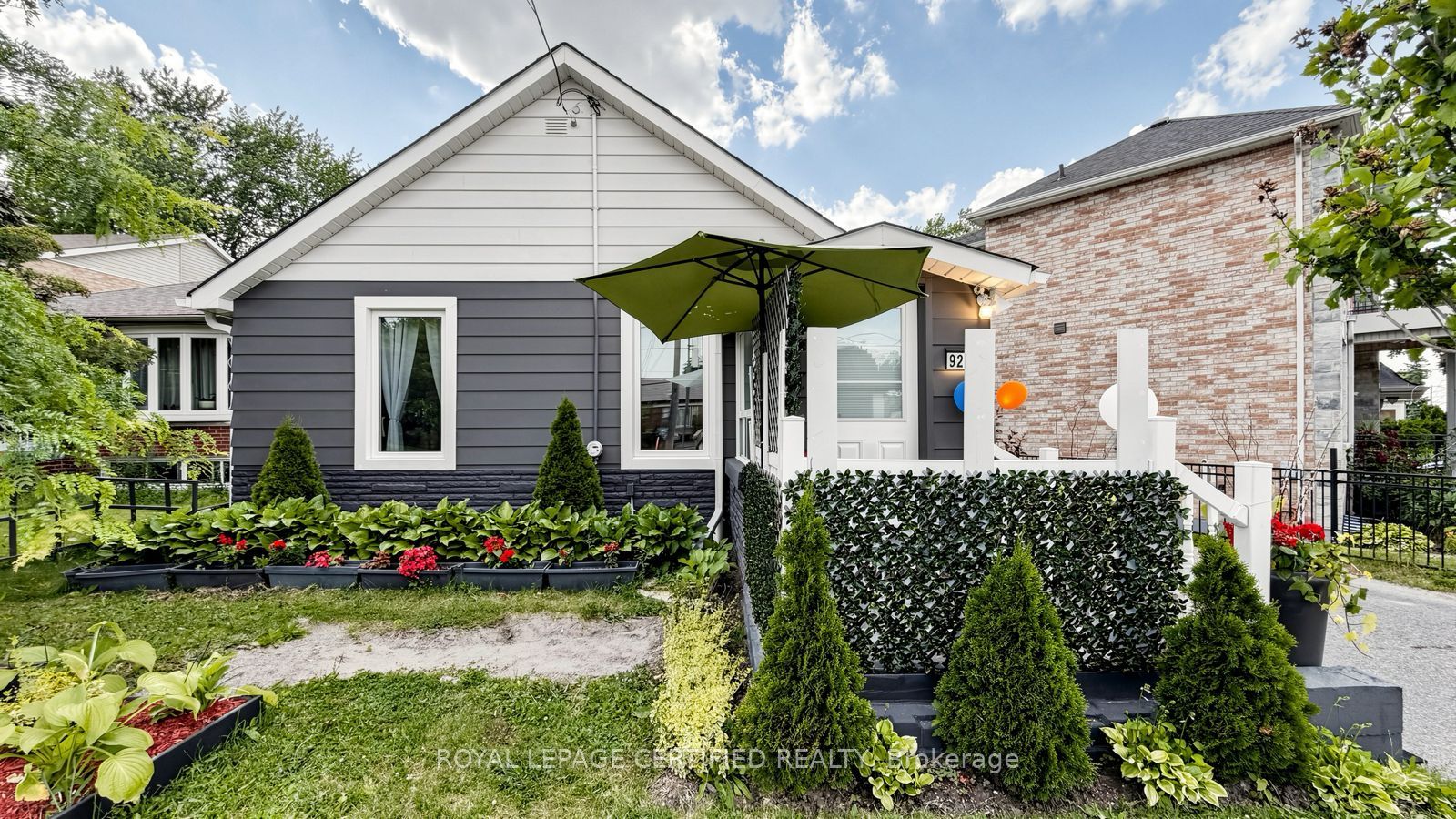 922a Danforth Road Property Photo 1