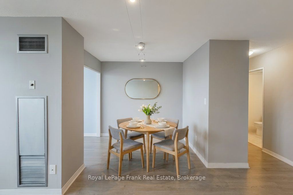711 Rossland Road E 806 Property Photo 17