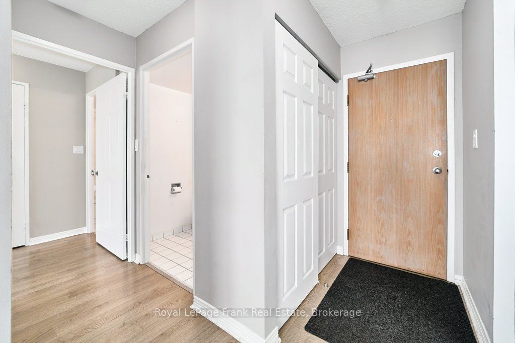 711 Rossland Road E 806 Property Photo 23