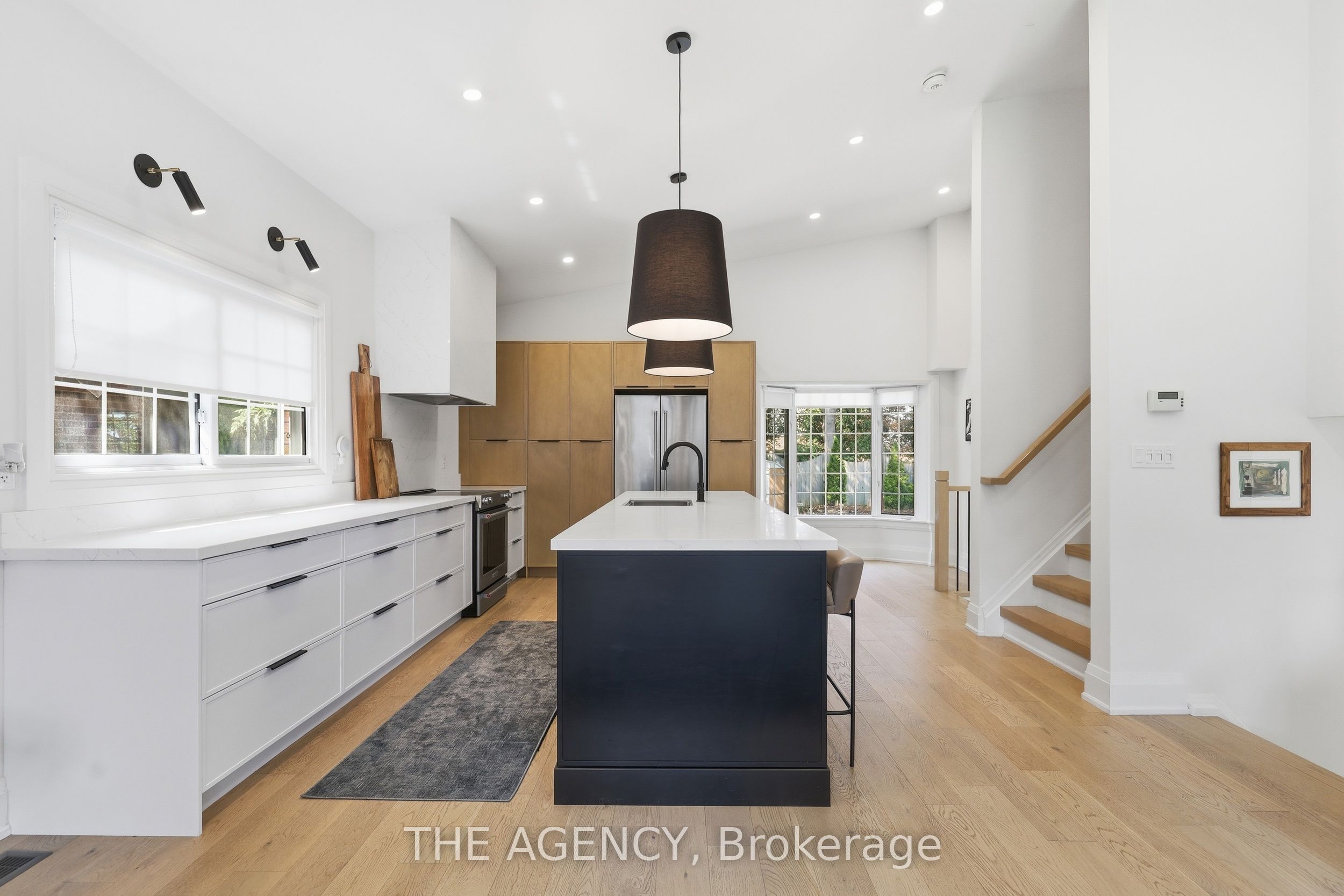 364 Adelaide Avenue E Property Photo 6