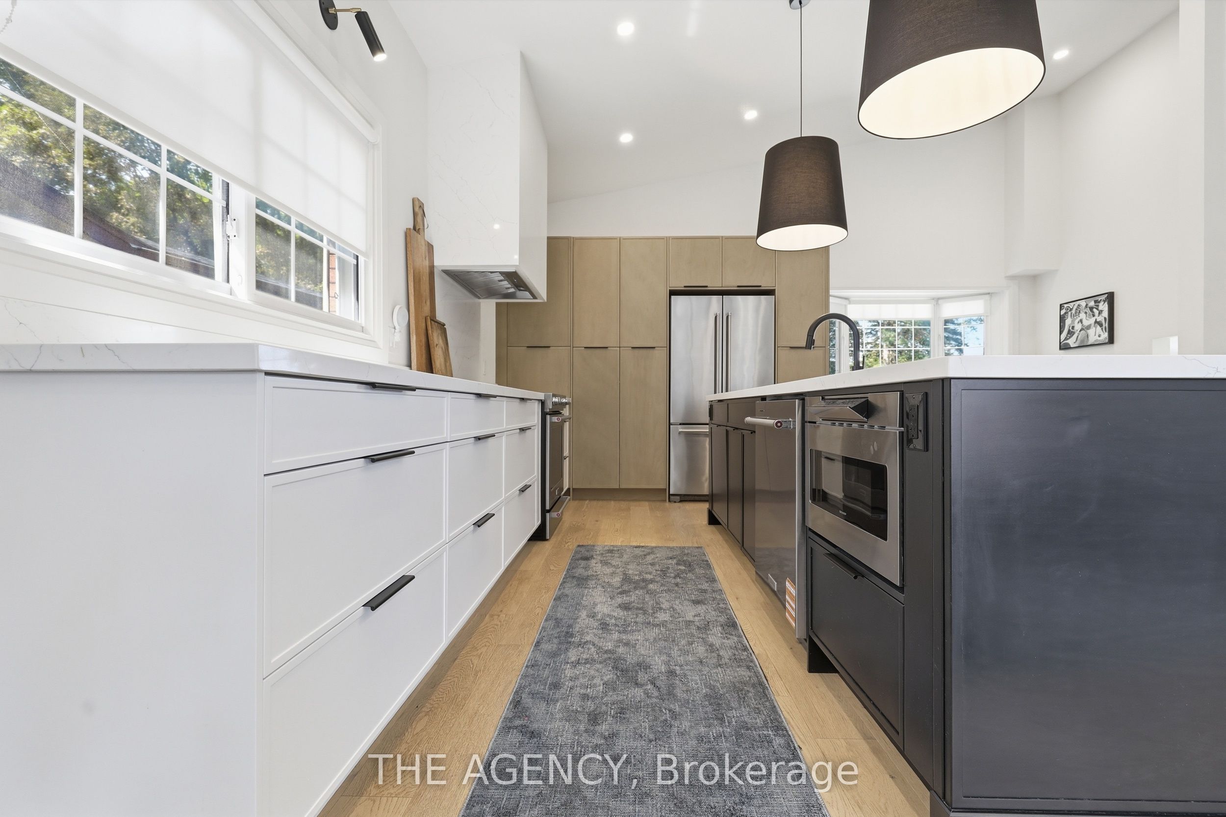364 Adelaide Avenue E Property Photo 7