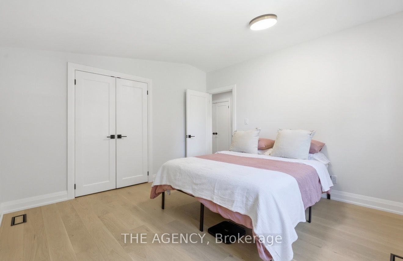 364 Adelaide Avenue E Property Photo 18