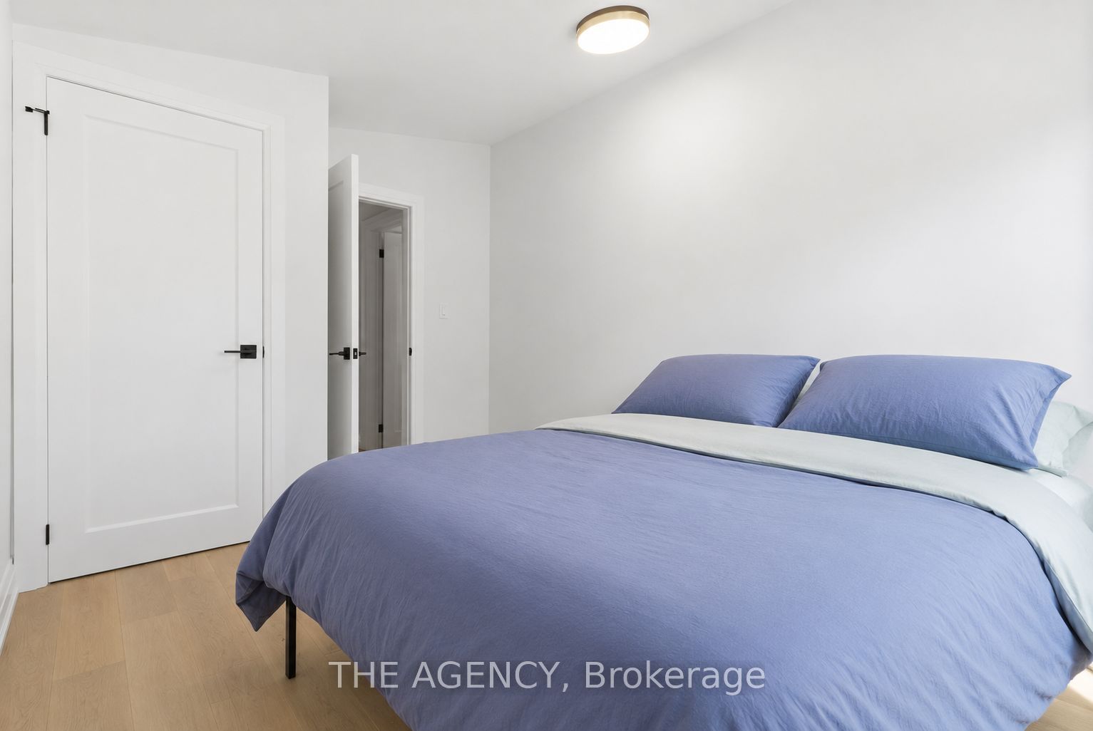 364 Adelaide Avenue E Property Photo 21