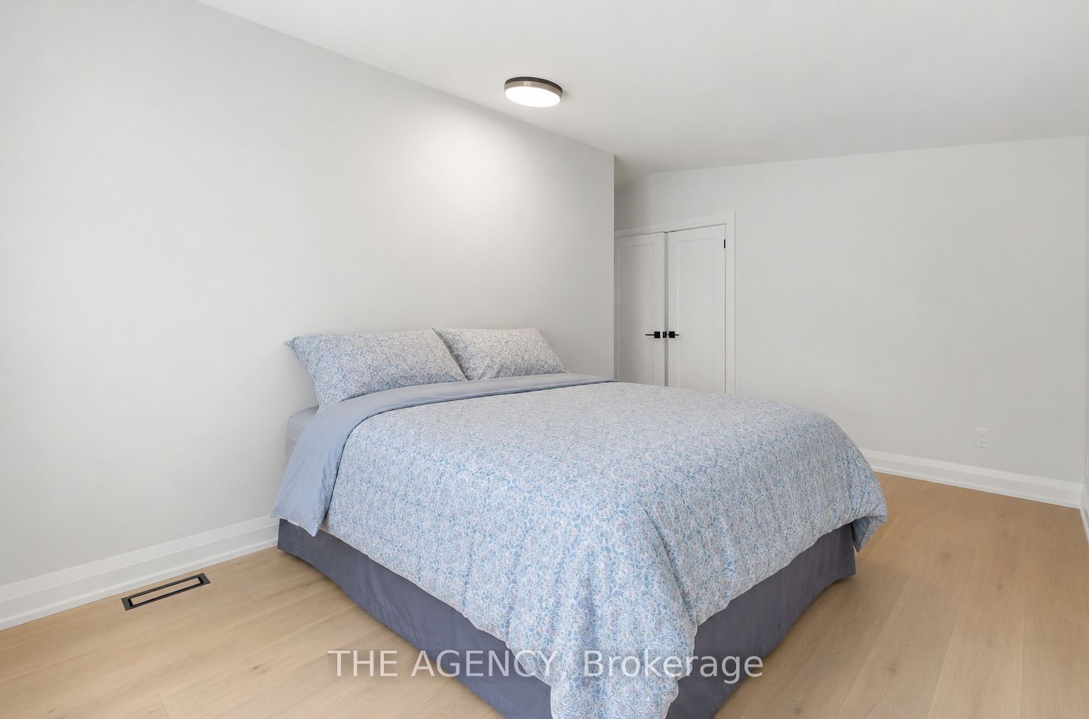 364 Adelaide Avenue E Property Photo 22