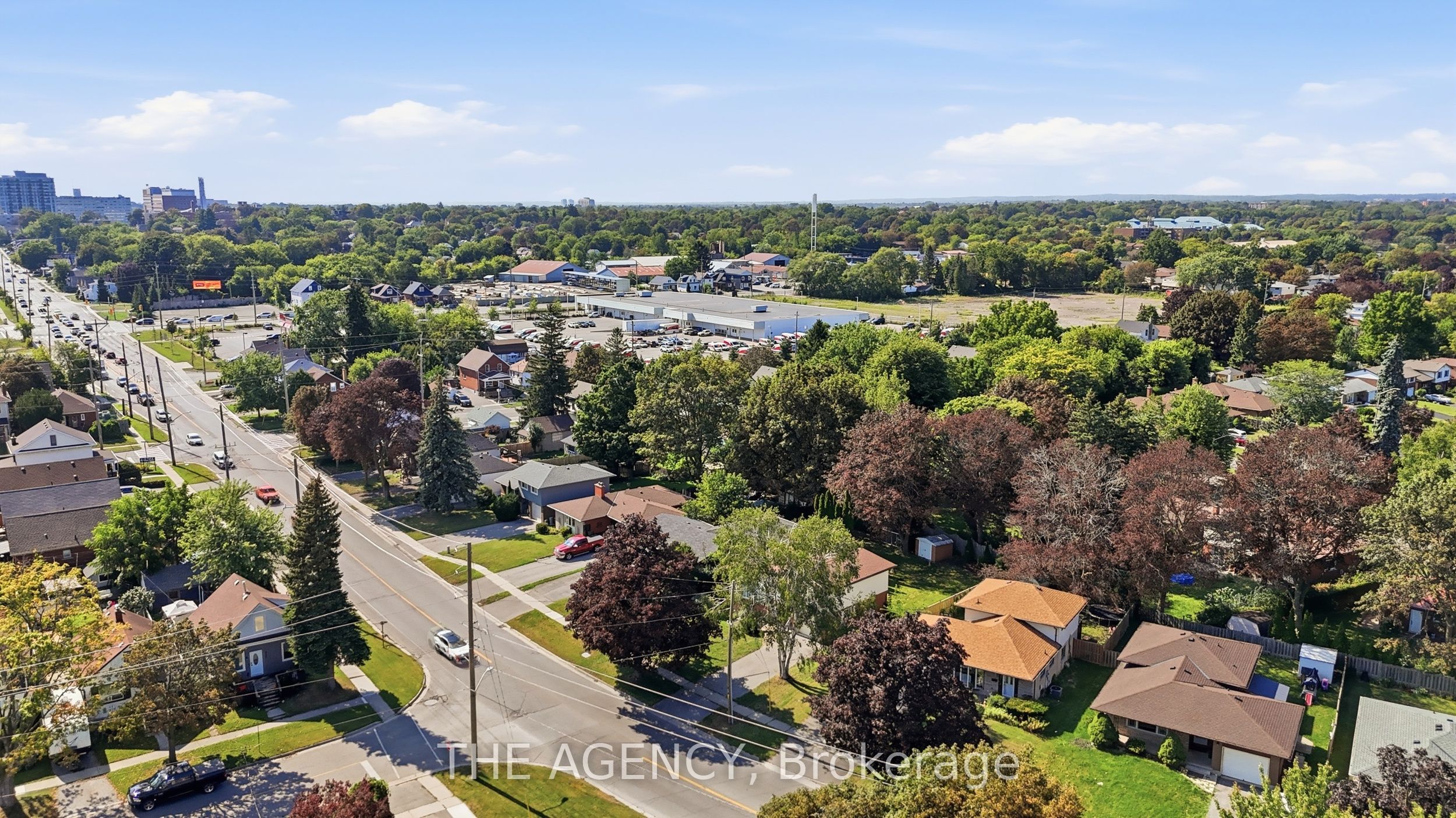 364 Adelaide Avenue E Property Photo 34