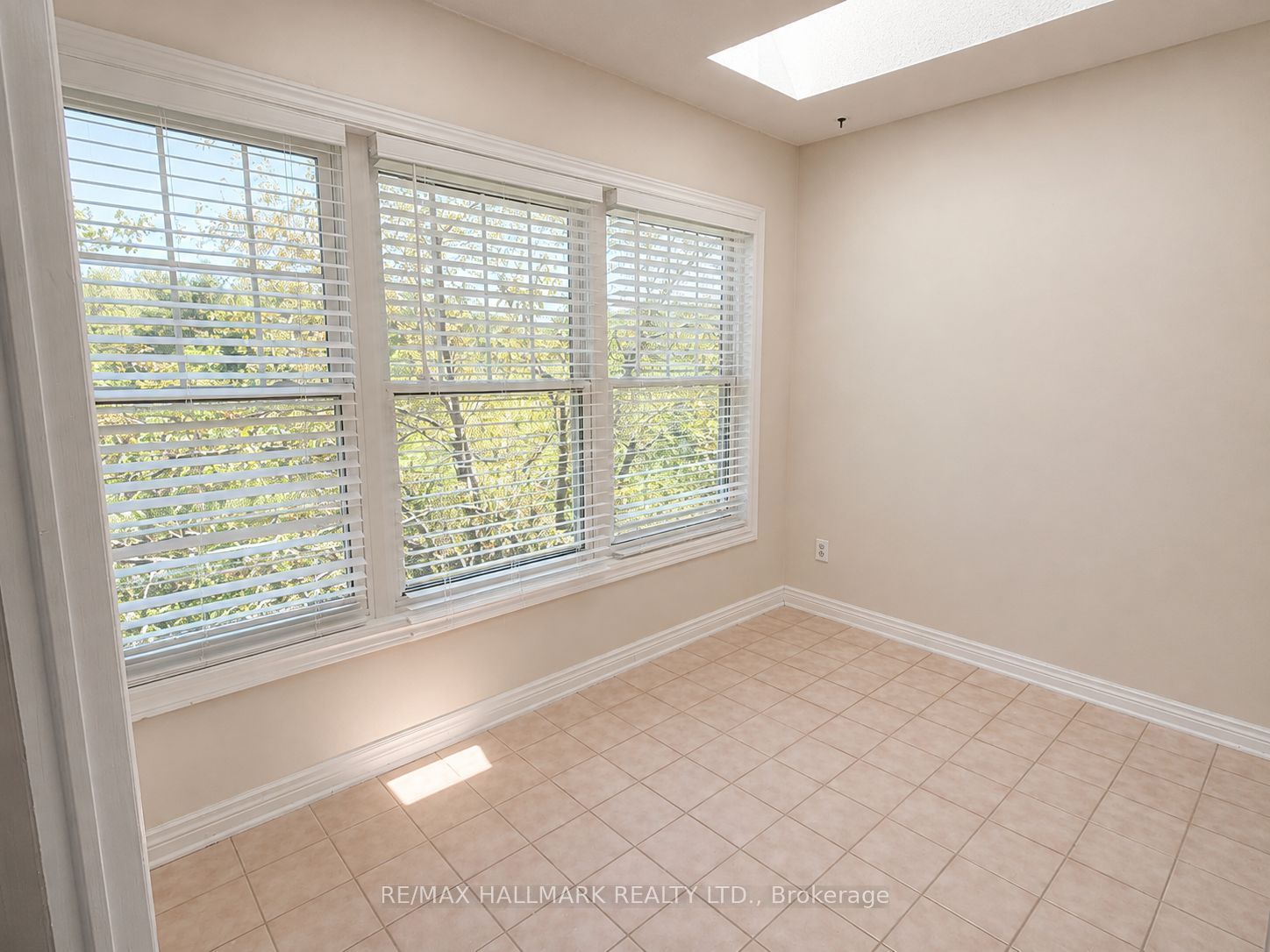 1665 Nash Road E11 Property Photo 12