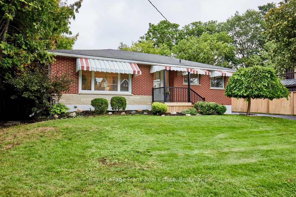 15111 Simcoe Street Property Photo 2