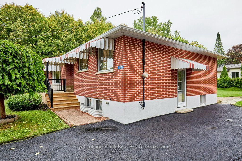 15111 Simcoe Street Property Photo 4