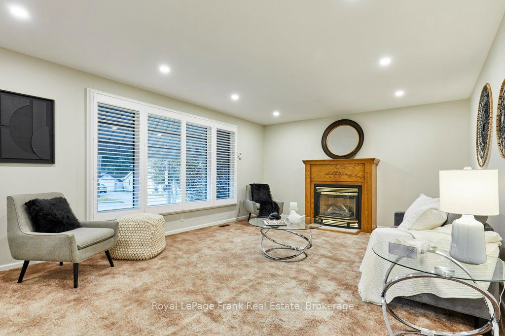 15111 Simcoe Street Property Photo 9