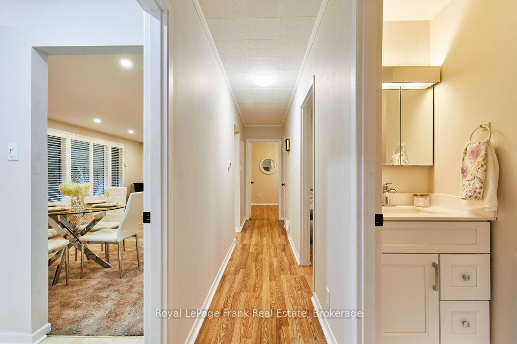 15111 Simcoe Street Property Photo 16
