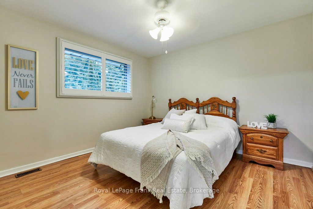 15111 Simcoe Street Property Photo 17
